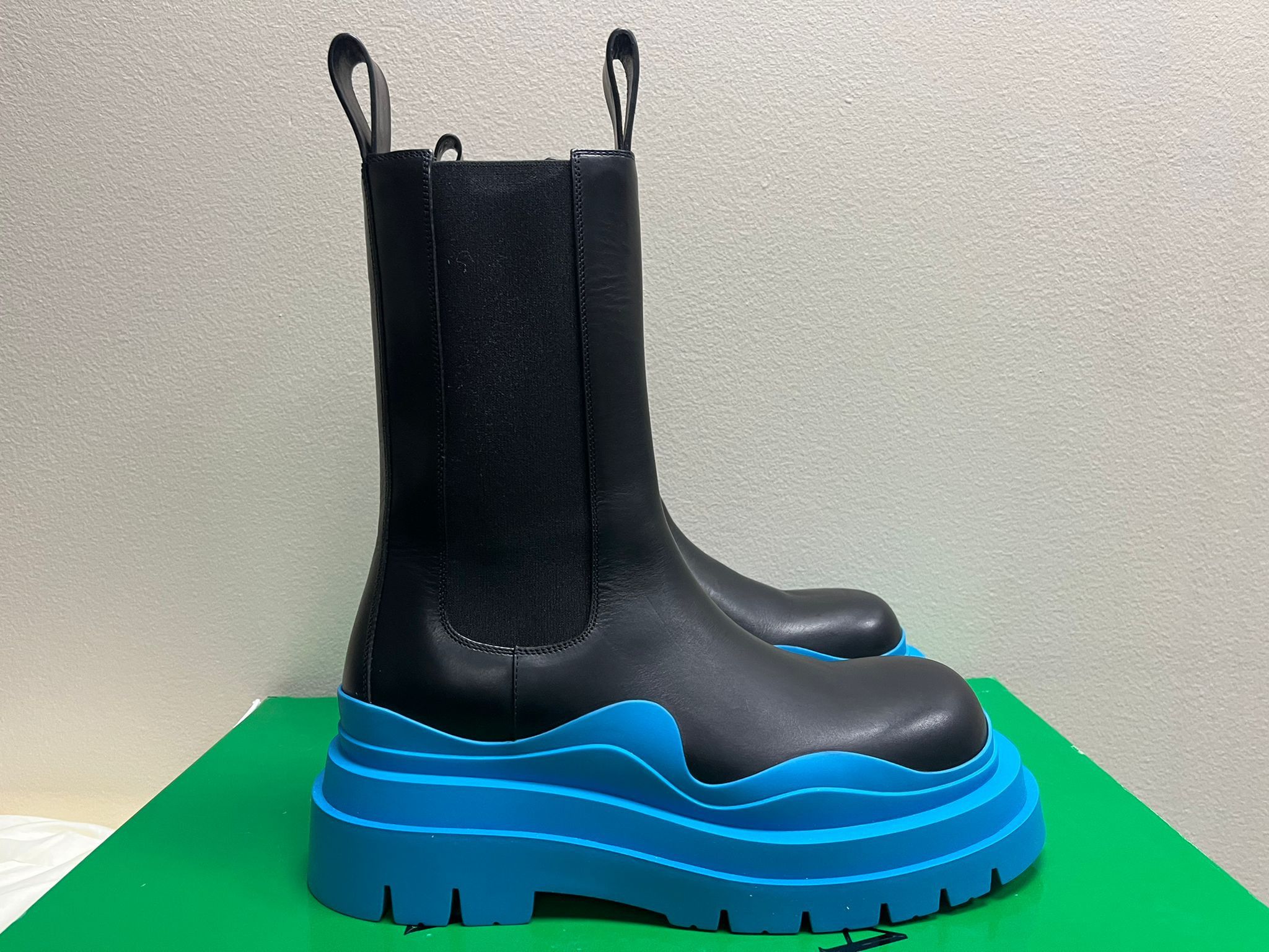 Bottega Veneta O1RSHD1 BV Tire Boots High Top Military Calf Black - AM AM Size US 11 / EU 44 - 5 Thumbnail