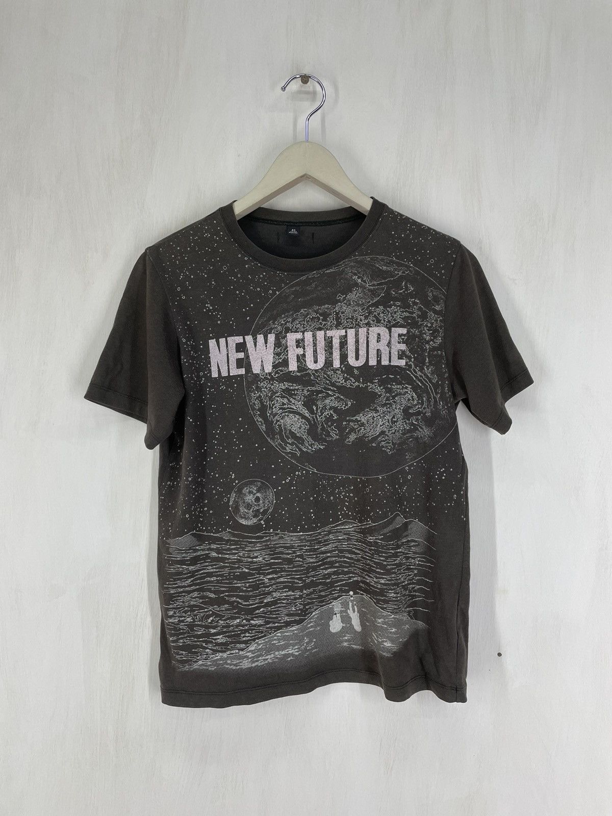 Lad musician New Future overprint shirt