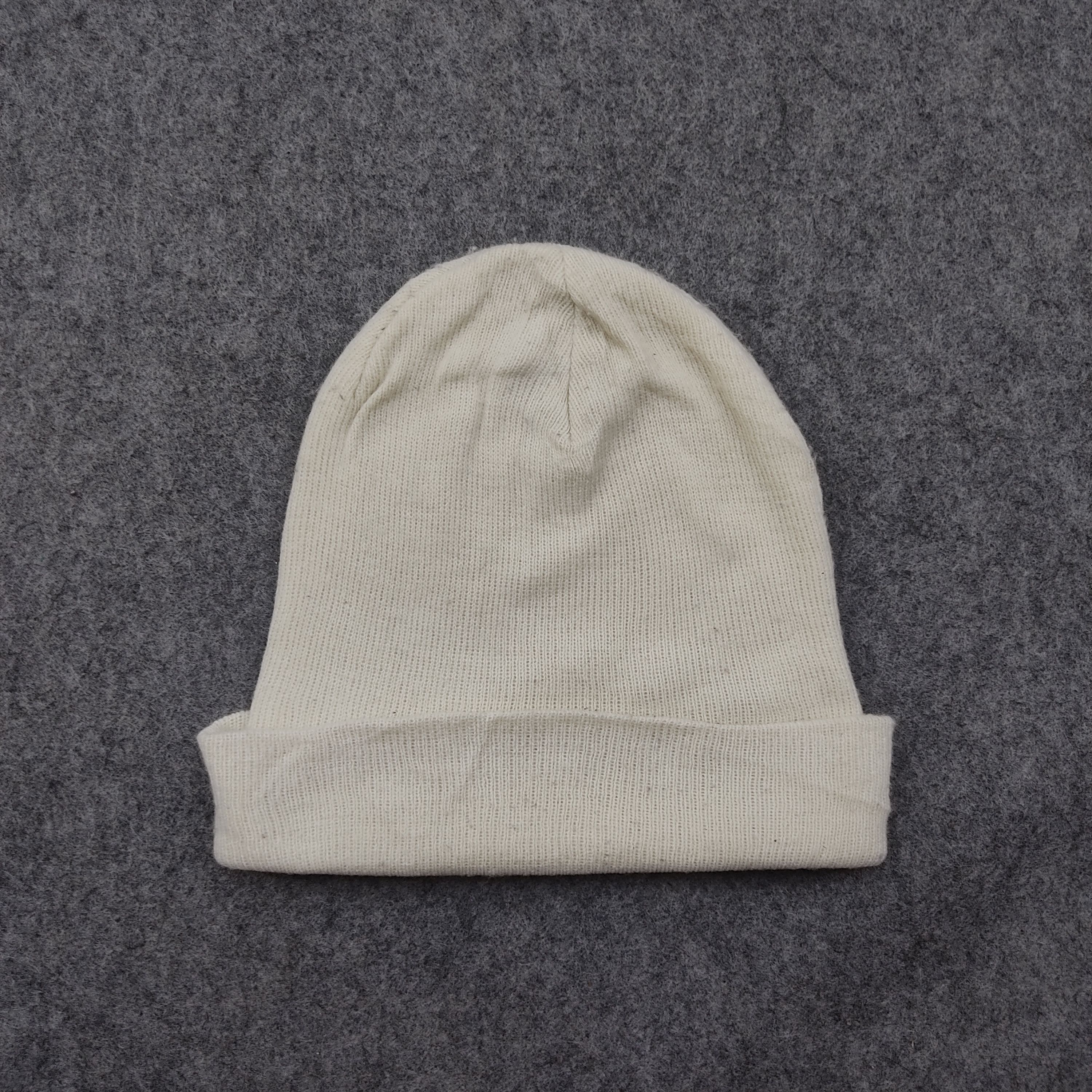 New Balance Vintage New Balance Beanie / Snow Hat / Snow Cap Size ONE SIZE - 3 Thumbnail