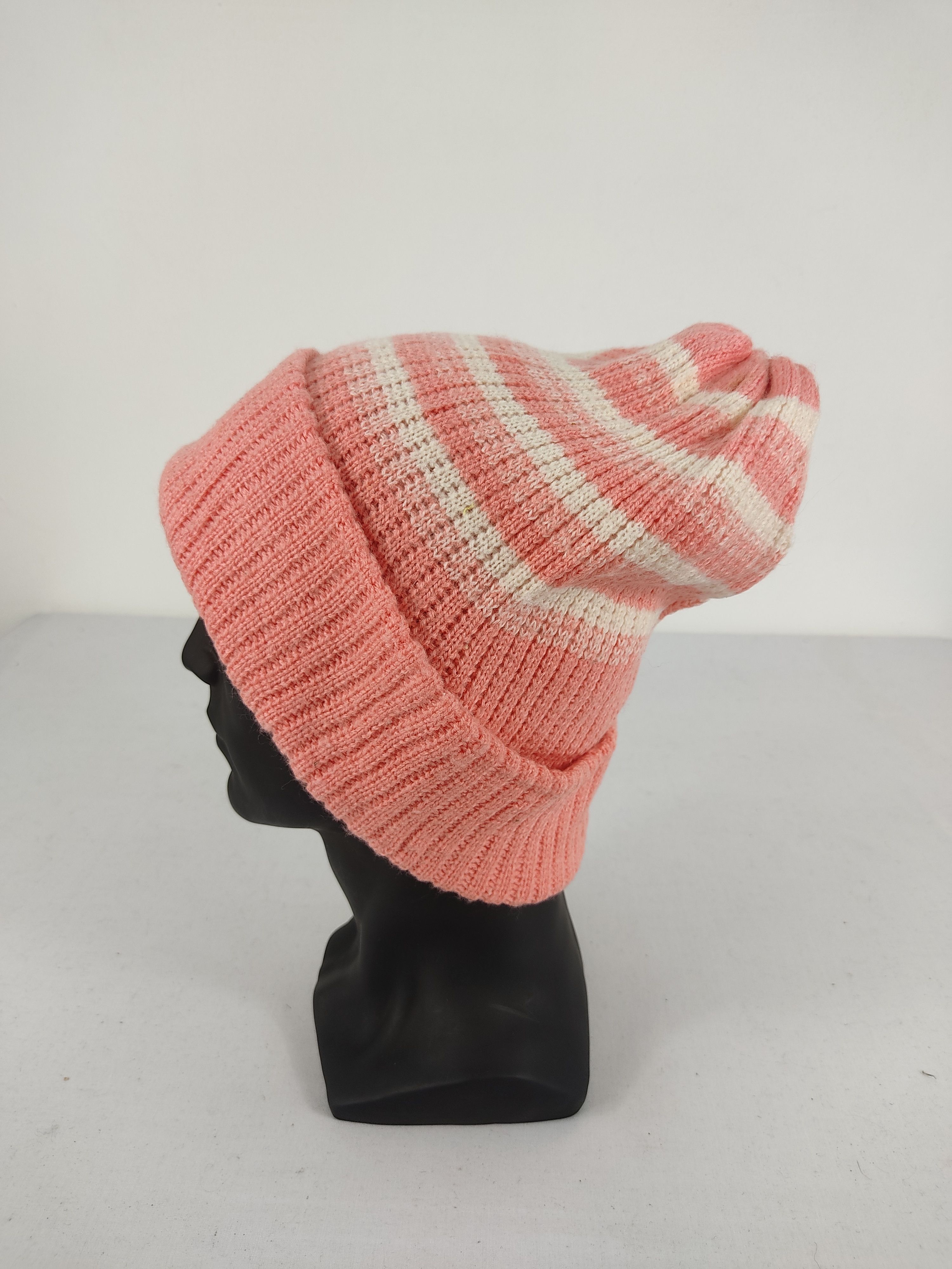 Cartoon Network Hello Kitty by Sanrio Beanie / Snow Hat / Snow Cap Size ONE SIZE - 2 Thumbnail