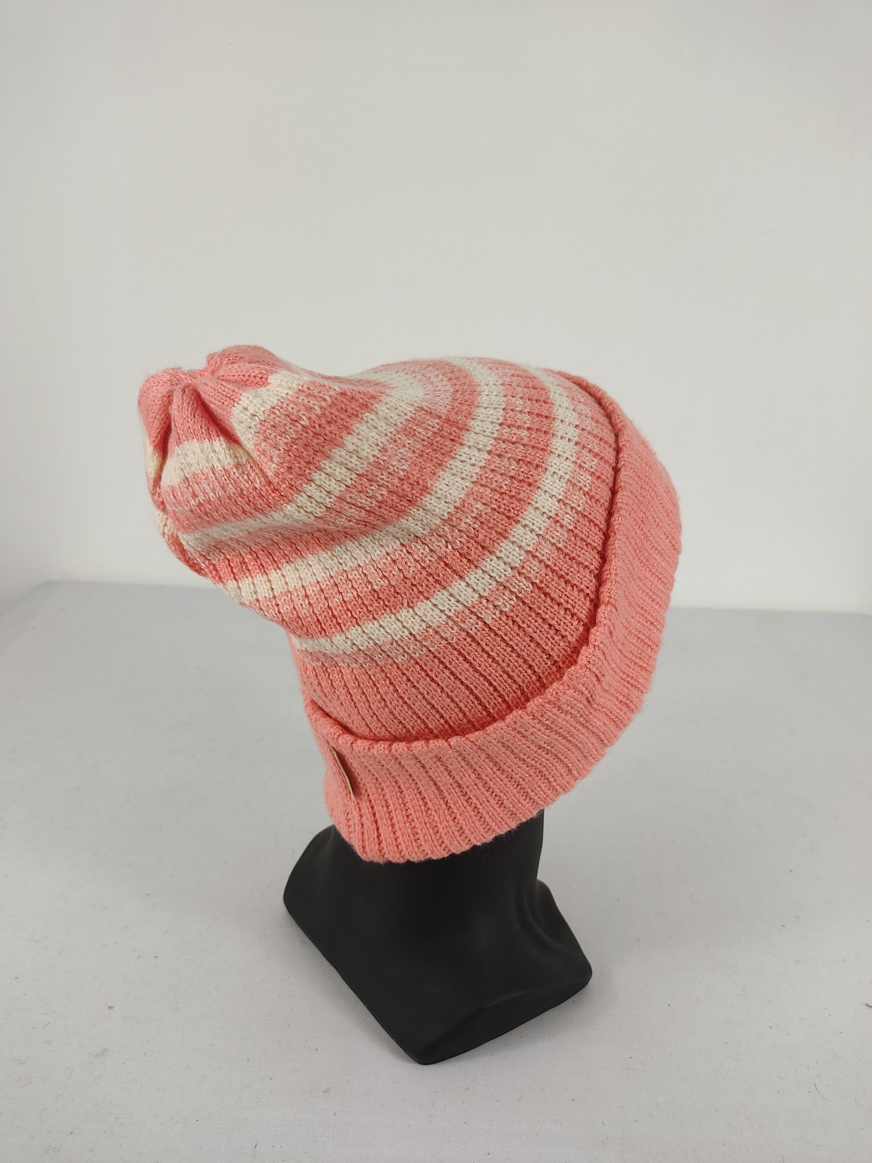 Cartoon Network Hello Kitty by Sanrio Beanie / Snow Hat / Snow Cap Size ONE SIZE - 4 Thumbnail
