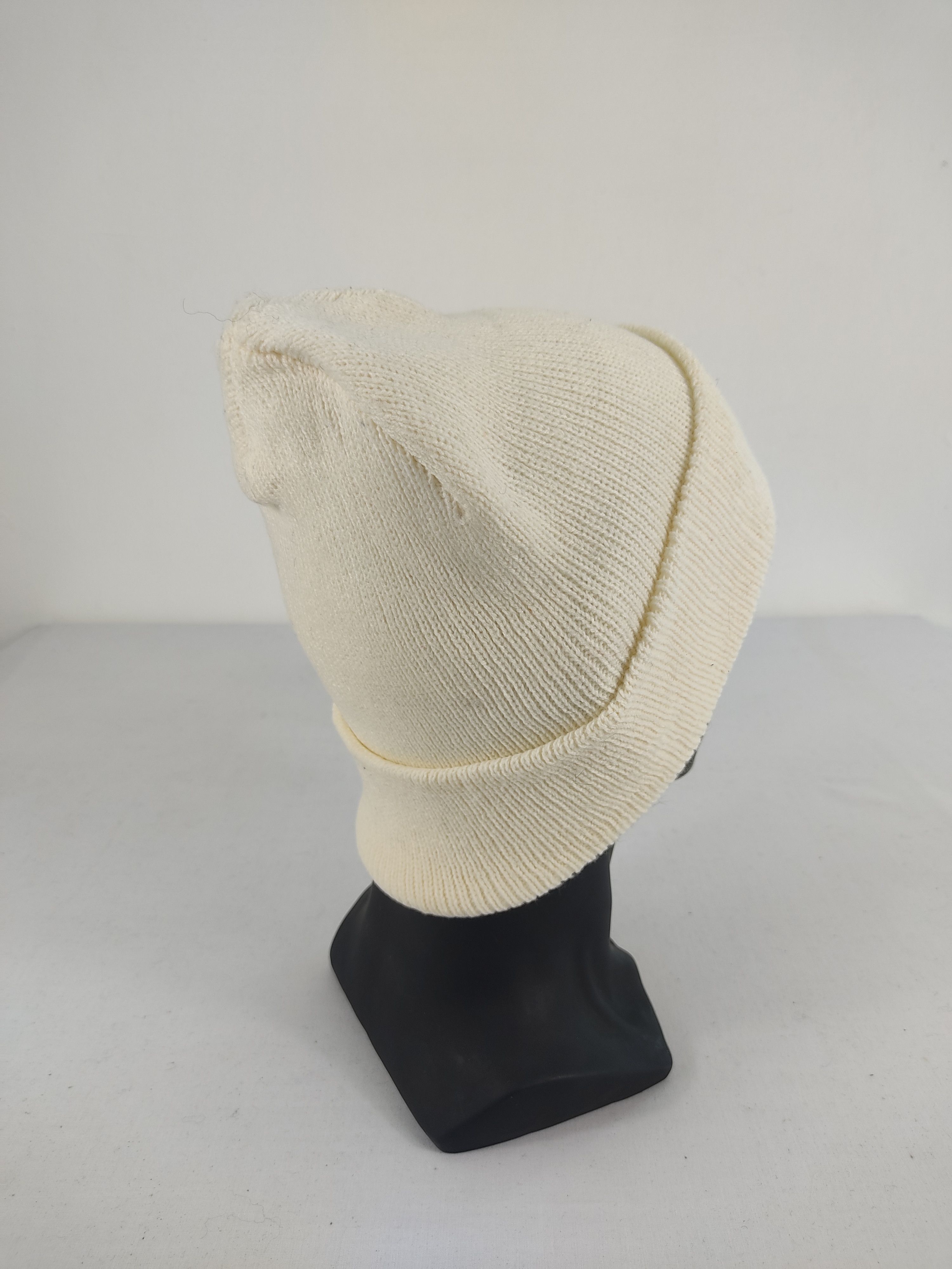 MLB Vintage New York Yankees Beanie / Snow Hat / Snow Cap Size ONE SIZE - 4 Thumbnail