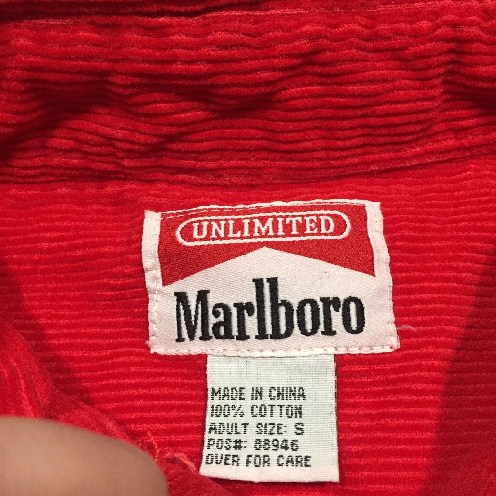 Marlboro Vintage Red Corduroy Quarter Zip Pullover (See Pics) Size US L / EU 52-54 / 3 - 7 Thumbnail
