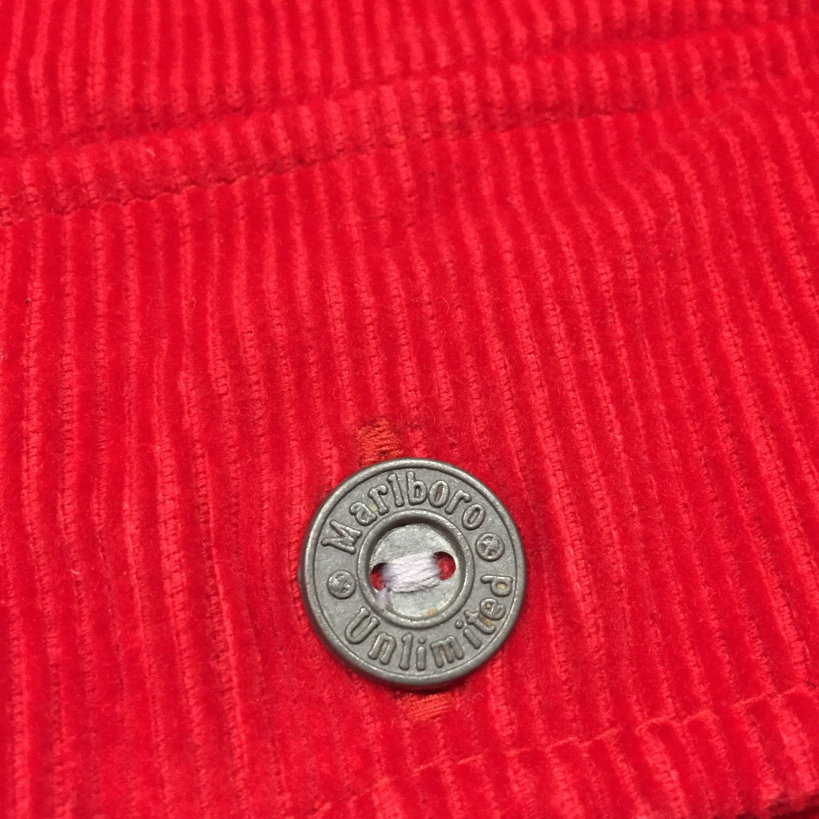 Marlboro Vintage Red Corduroy Quarter Zip Pullover (See Pics) Size US L / EU 52-54 / 3 - 6 Thumbnail