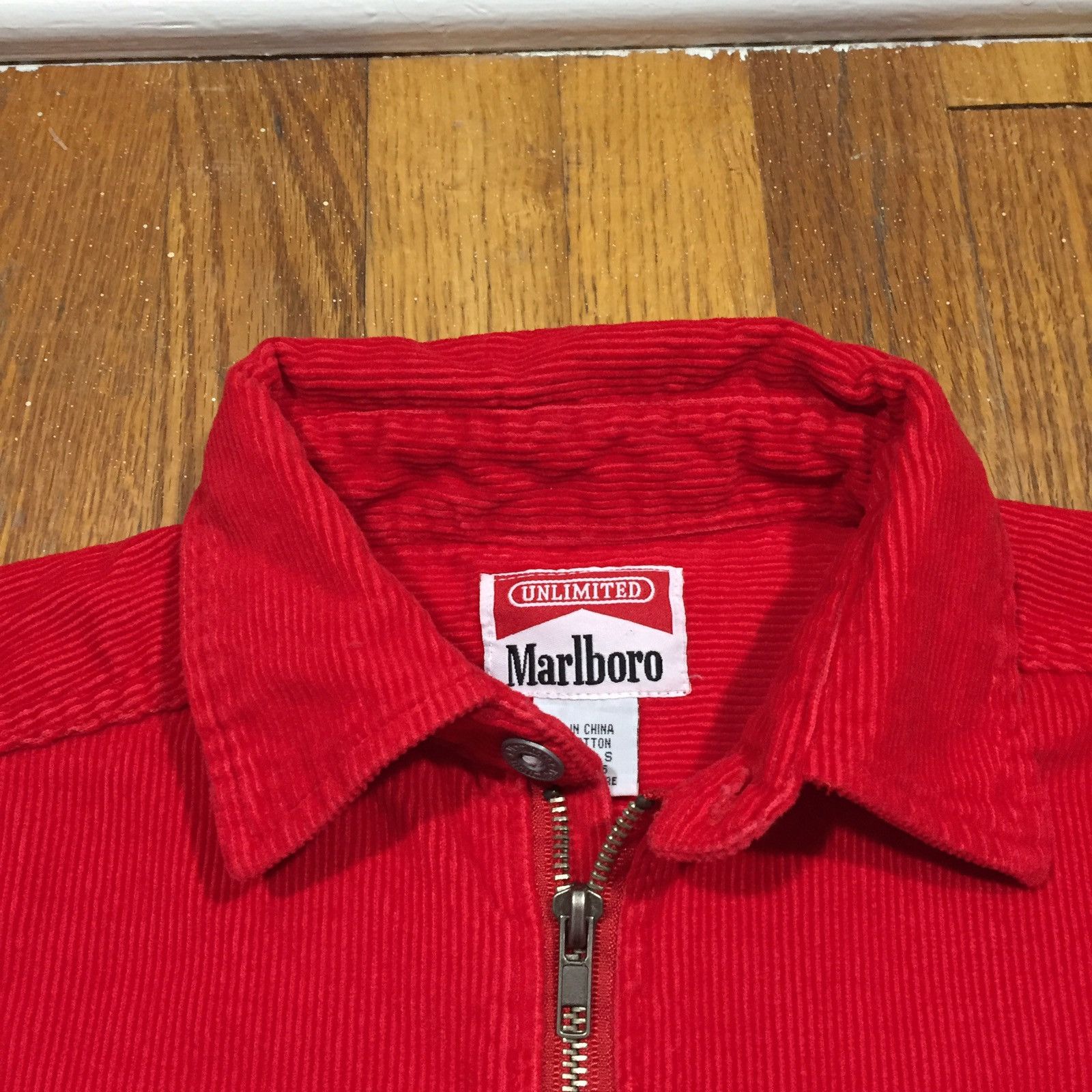 Marlboro Vintage Red Corduroy Quarter Zip Pullover (See Pics) Size US L / EU 52-54 / 3 - 5 Thumbnail