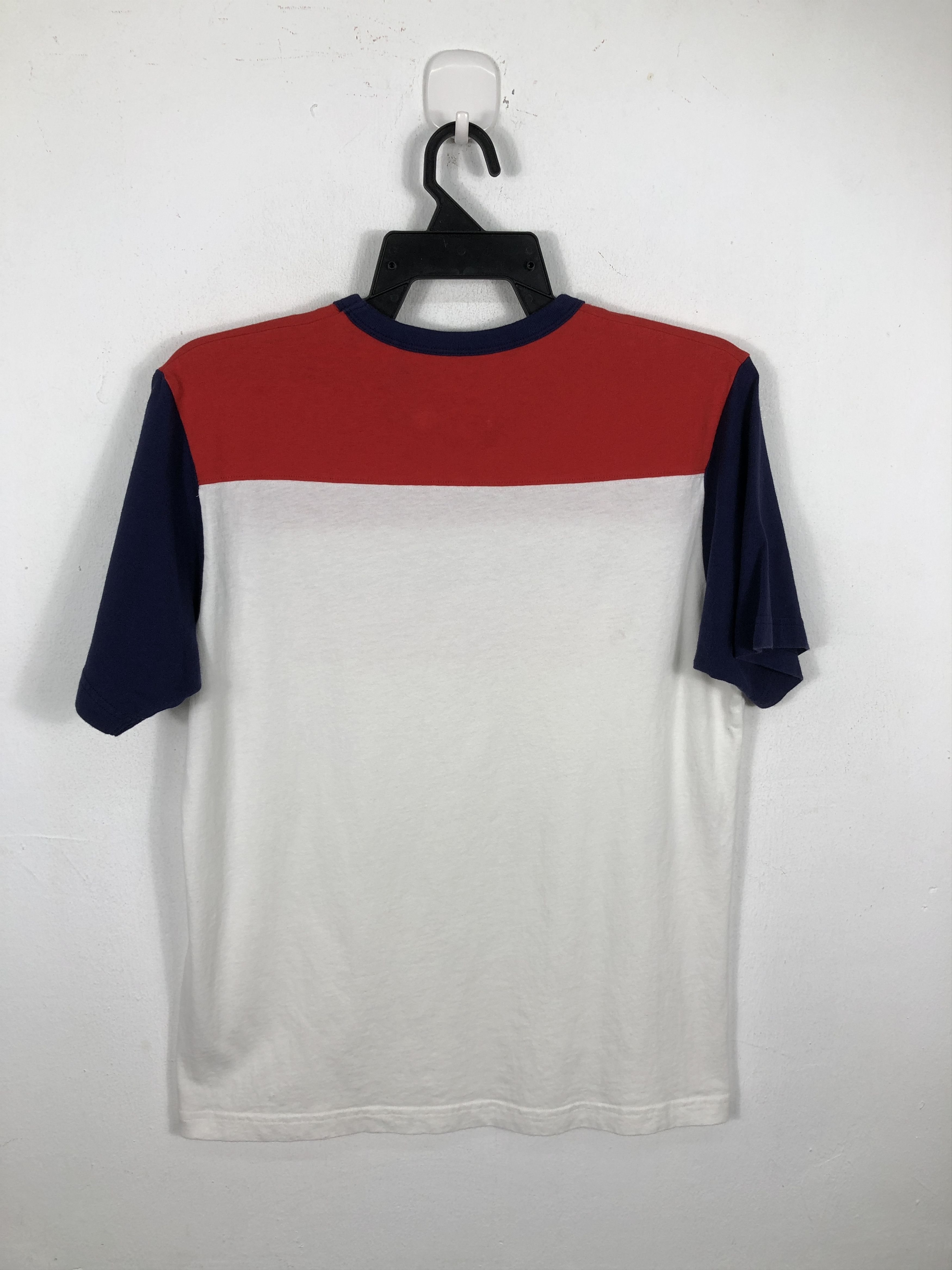 Japanese Brand × Keith Haring × Uniqlo Keith Haring Art Of The 80's by Uniqlo T-Shirt Size US M / EU 48-50 / 2 - 9 Thumbnail