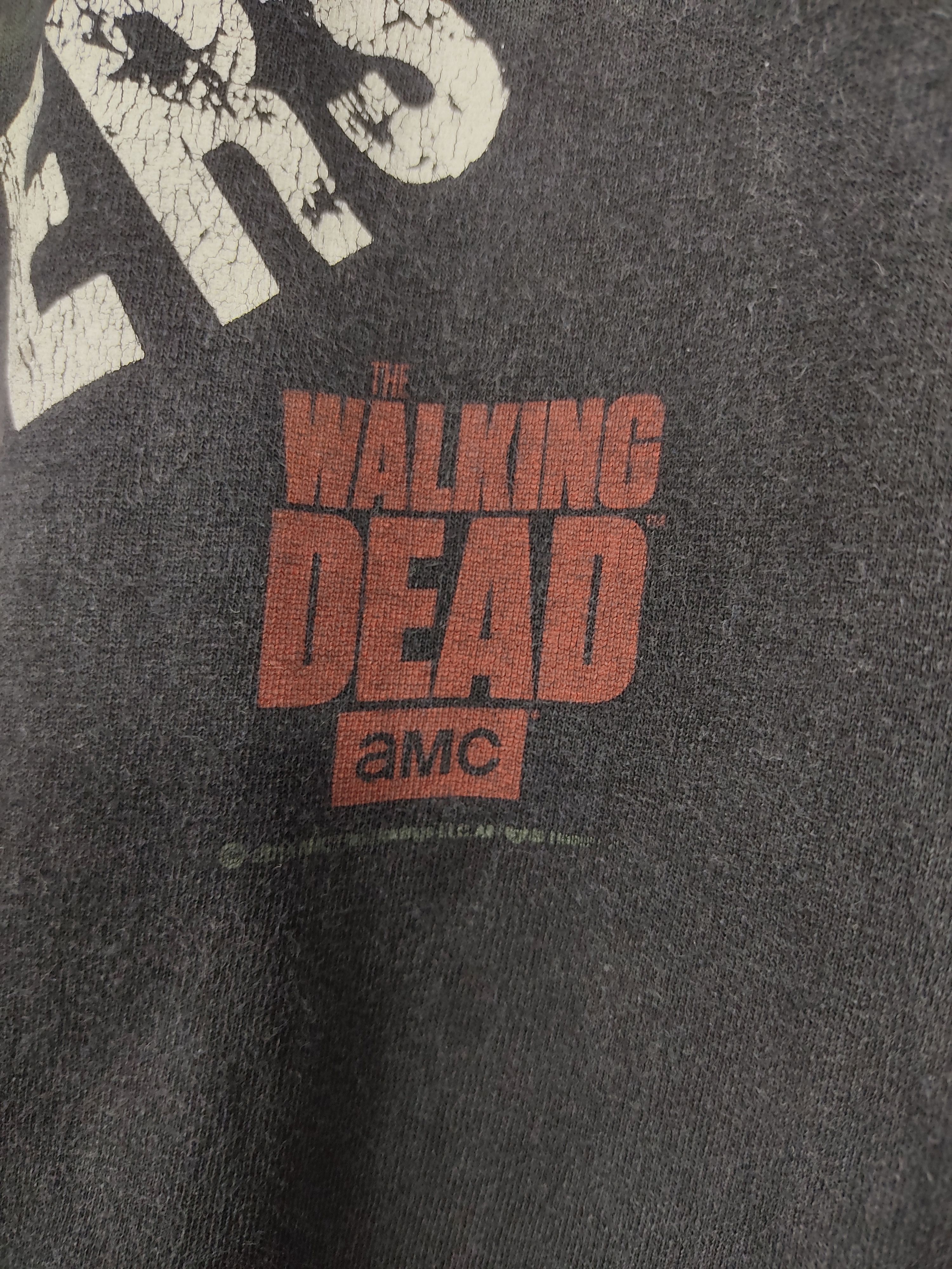 Vintage Vintage Y2K The Walking Dead Series T-Shirt Size US XL / EU 56 / 4 - 5 Thumbnail