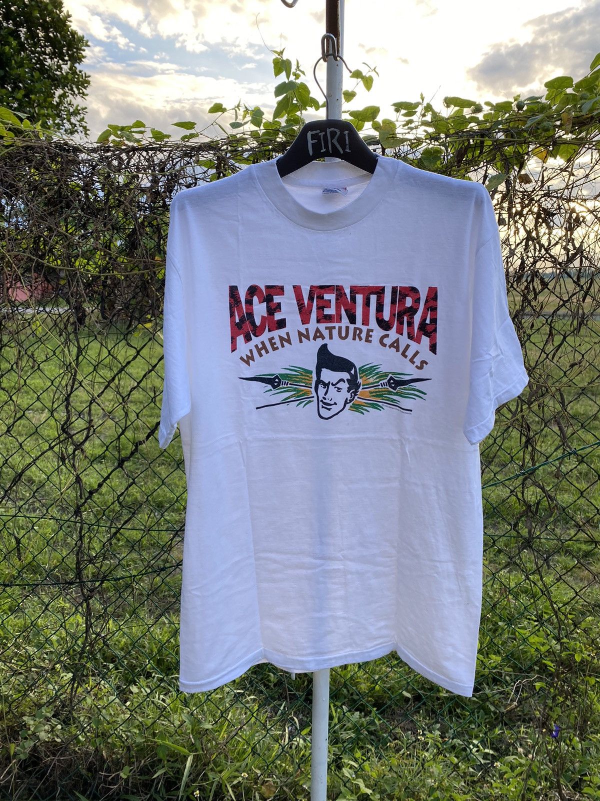 Vintage Ace Ventura Jim Carrey Movie Tshirt Morgan Greek Production Size US L / EU 52-54 / 3 - 1 Thumbnail