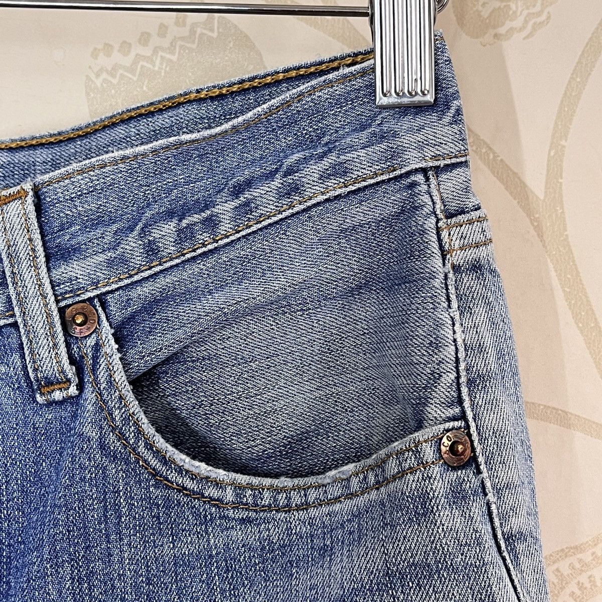 Levi's × Levi's Vintage Clothing × Vintage Distressed Levis 501 Buttons Year Made 2006 Made In Japan Size US 30 / EU 46 - 9 Thumbnail