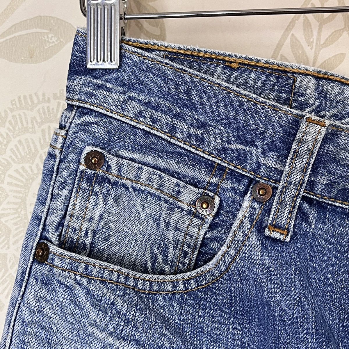 Levi's × Levi's Vintage Clothing × Vintage Distressed Levis 501 Buttons Year Made 2006 Made In Japan Size US 30 / EU 46 - 10 Thumbnail