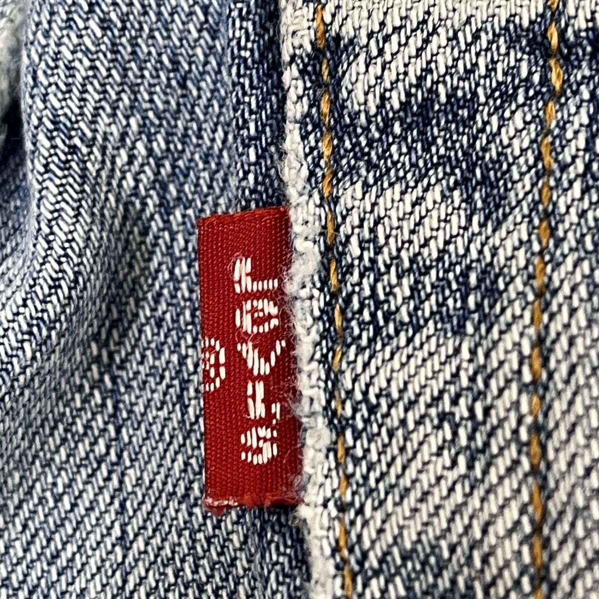 Levi's × Levi's Vintage Clothing × Vintage Distressed Levis 501 Buttons Year Made 2006 Made In Japan Size US 30 / EU 46 - 18 Thumbnail