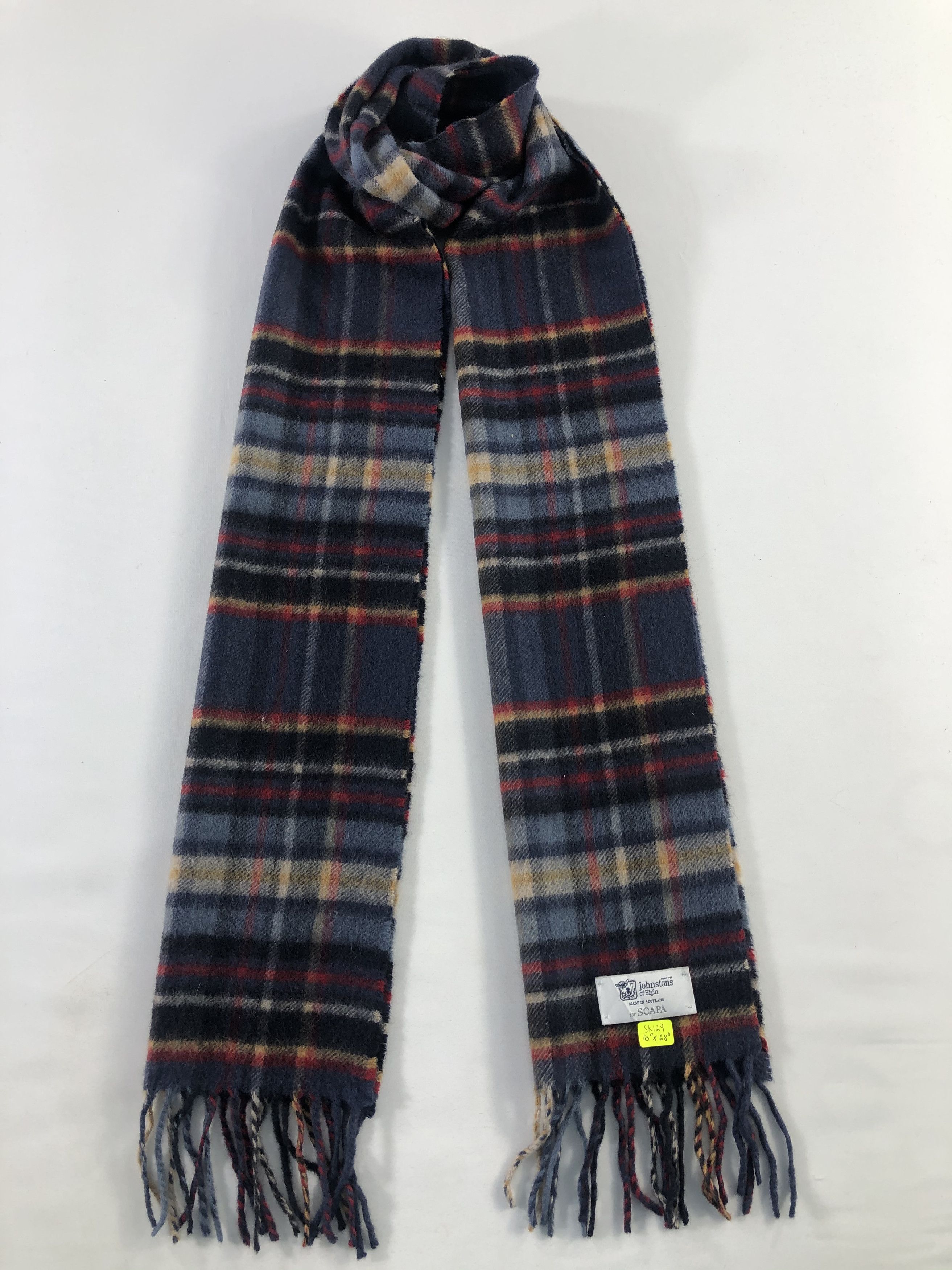 Johnstons Of Elgin Johnstons Of Elgin Scarf / Muffler / Neckwear Size ONE SIZE - 1 Thumbnail