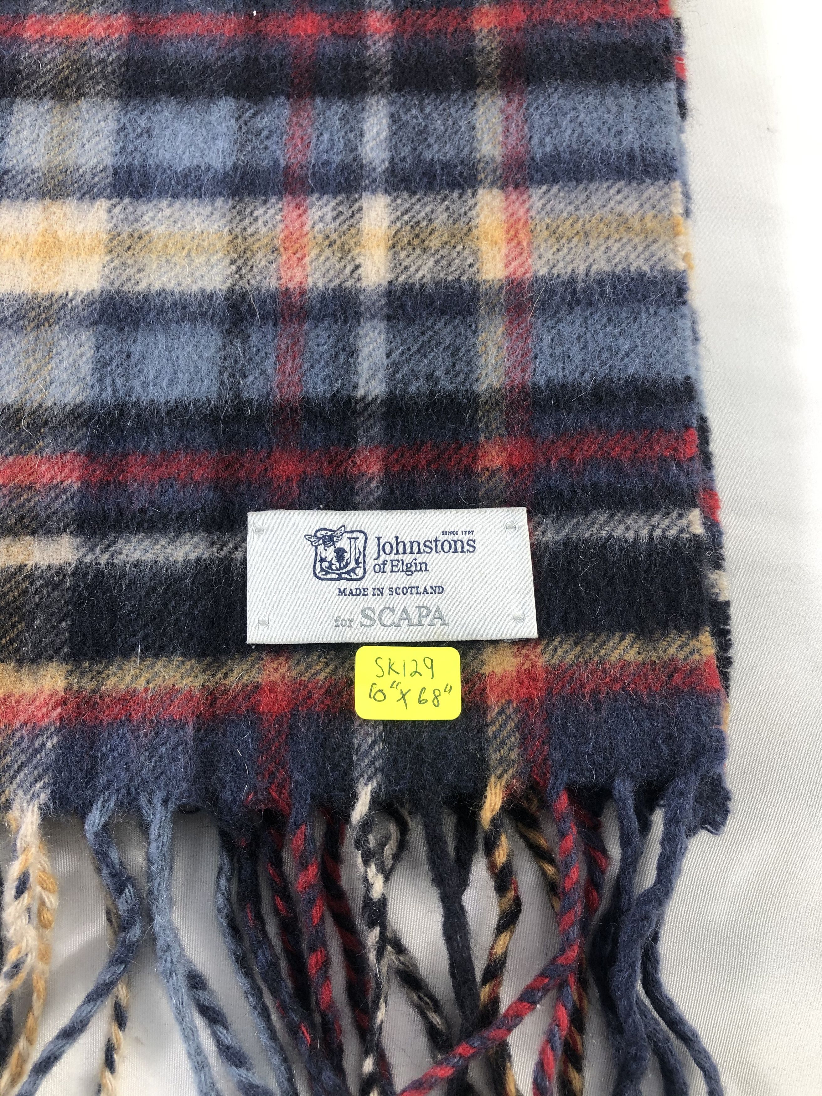 Johnstons Of Elgin Johnstons Of Elgin Scarf / Muffler / Neckwear Size ONE SIZE - 5 Thumbnail