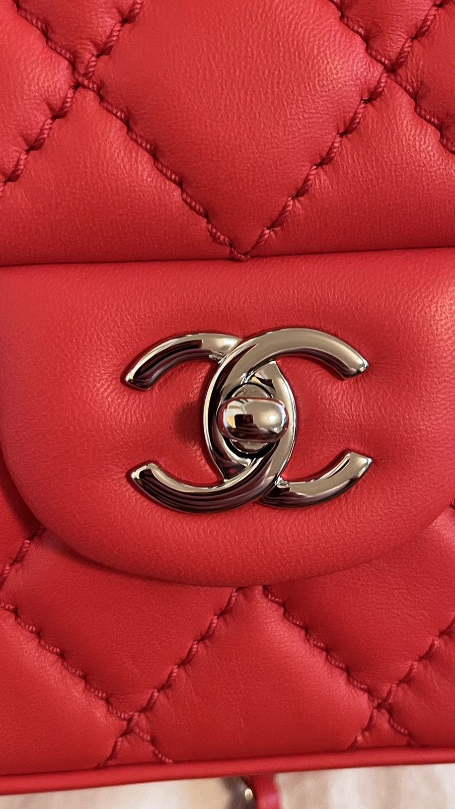 Chanel Chanel : Gorgeous Medium Classic Timeless Single Flap Bag. Size ONE SIZE - 6 Thumbnail