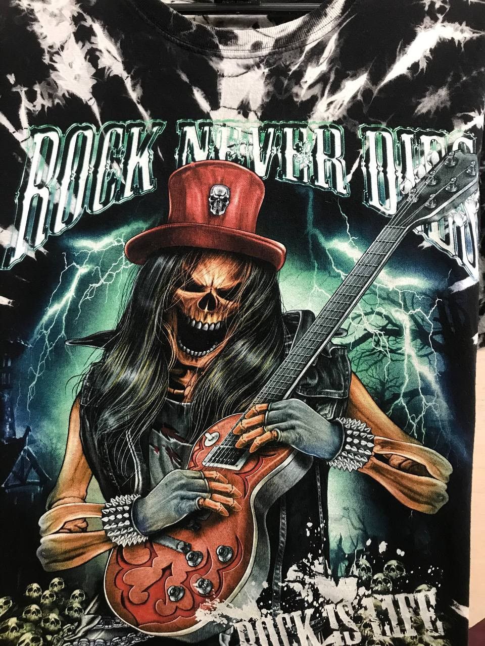 Band Tees × Vintage Vintage Band tee rock is life skulls skeleton Size US M / EU 48-50 / 2 - 4 Thumbnail