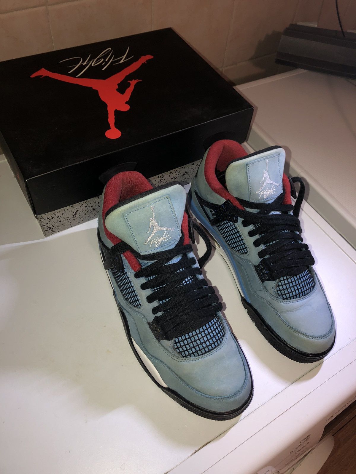 Jordan 4 Retro Travis Scott Cactus Jack