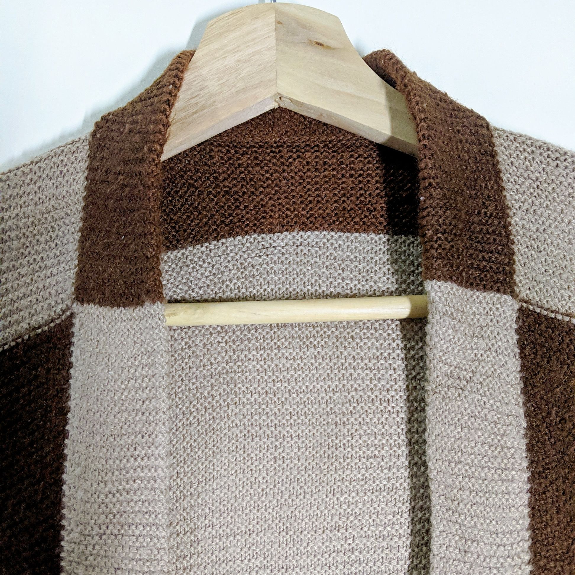 Japanese Brand Vintage Japanese Square Design Sleeveless Knitwear Sweater Size US XS / EU 42 / 0 - 3 Thumbnail