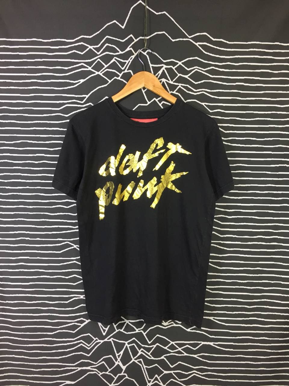 image of Archival Clothing x Band Tees Daft Punk French Electronic Duo Dj Band Tee in Black (Size Medium)