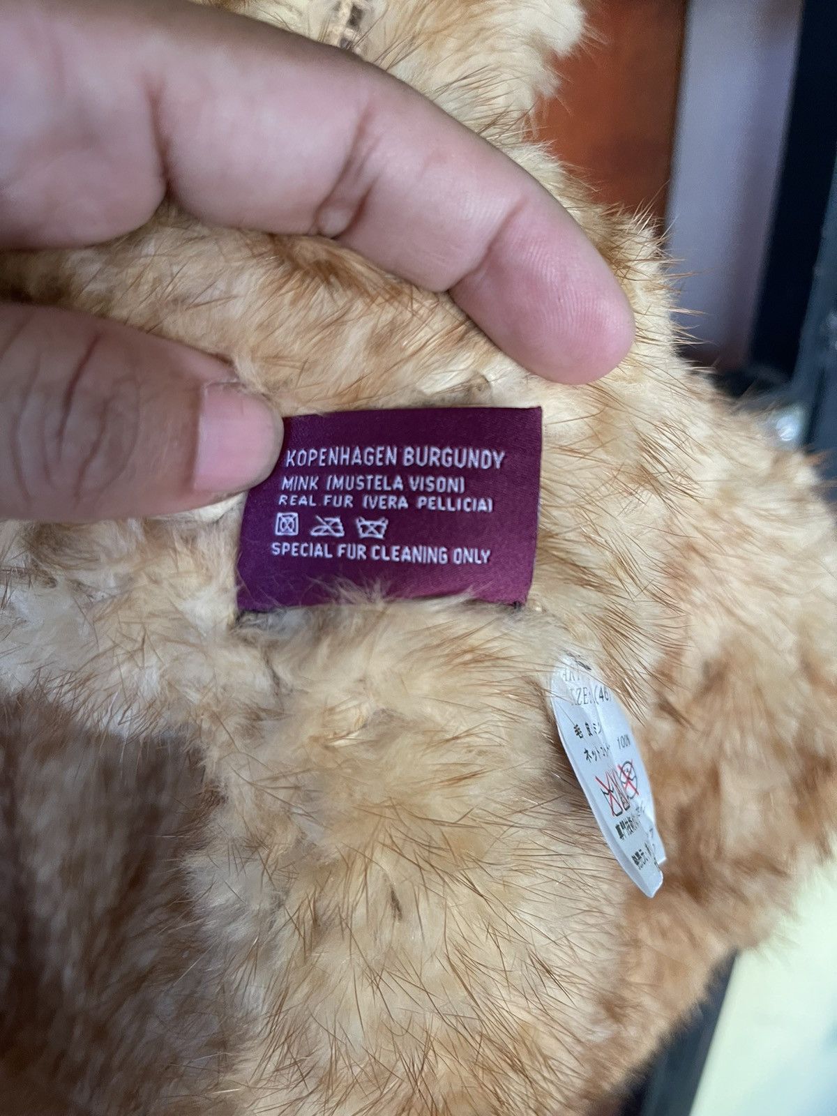 Vera Pelle Rare luxury style MINK FUR ROSES VEST Size 46L - 15 Thumbnail