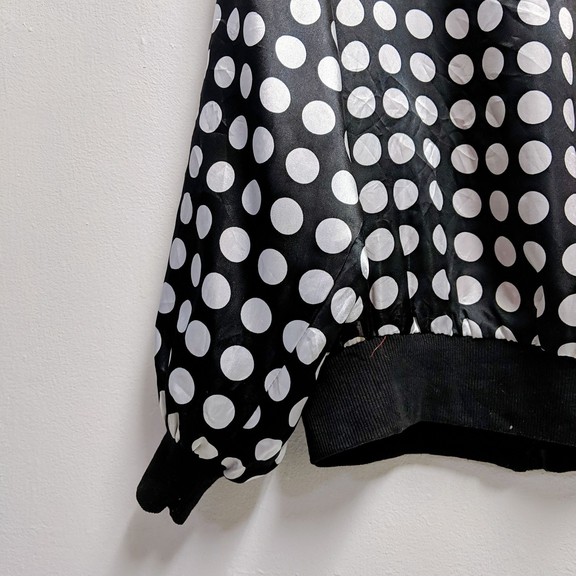 Japanese Brand Vintage Japanese Japan Dots Light Jacket Zipper Ups Hooded Size US L / EU 52-54 / 3 - 4 Thumbnail