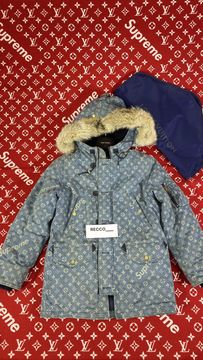 Louis vuitton supreme on sale parka