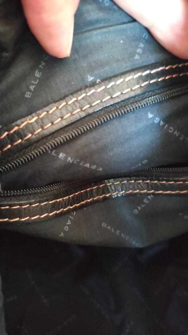 Balenciaga × Leather × Vintage Vintage Balenciaga Paris BB Leather Women Shoulder Tote Bag Size ONE SIZE - 9 Thumbnail
