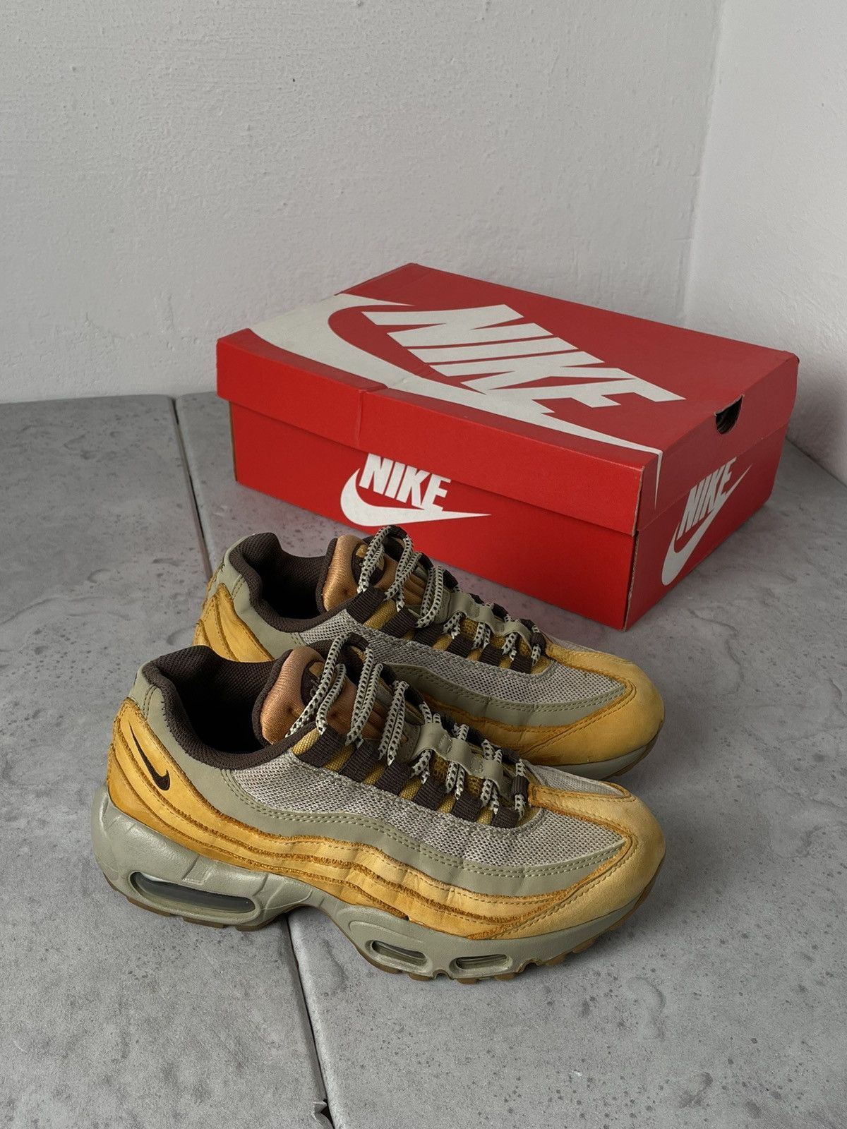RARE NIKE WMNS AIR MAX 95 WINTER 