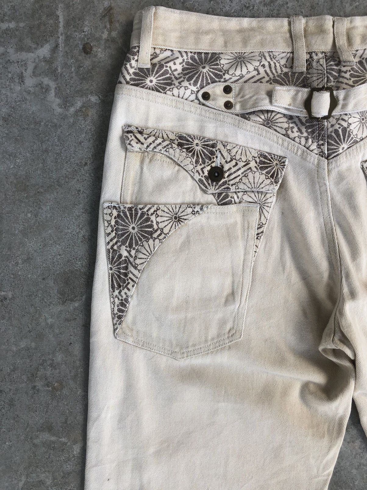 Karakuri Tamashii Japanese Karakuri tamashi Embroidered Denim Baggy Jeans Size US 33 - 7 Thumbnail