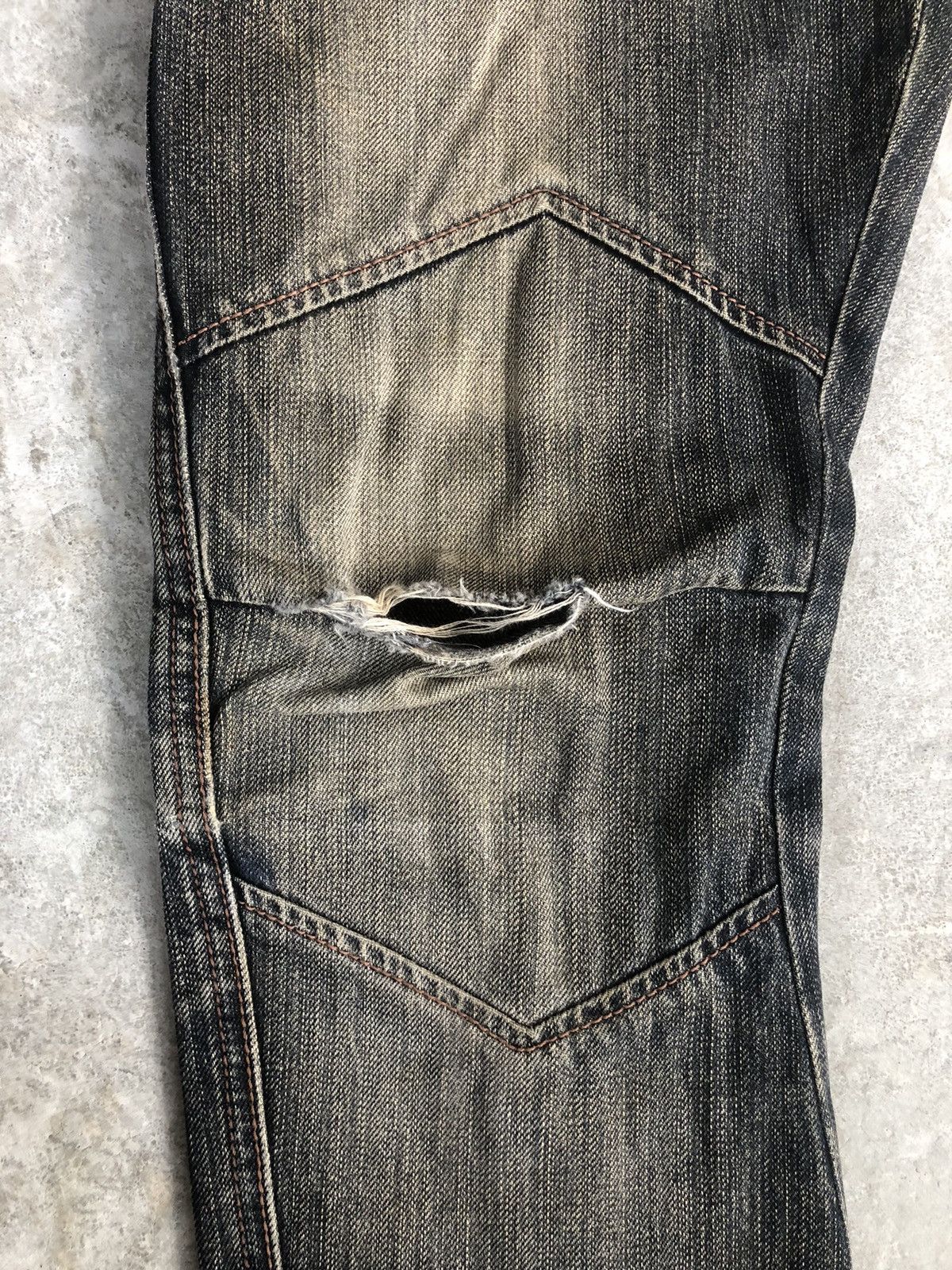 Obelisk Obelisk Flared Jeans Distressed Jeans Cargo Pants Size US 31 - 15 Thumbnail
