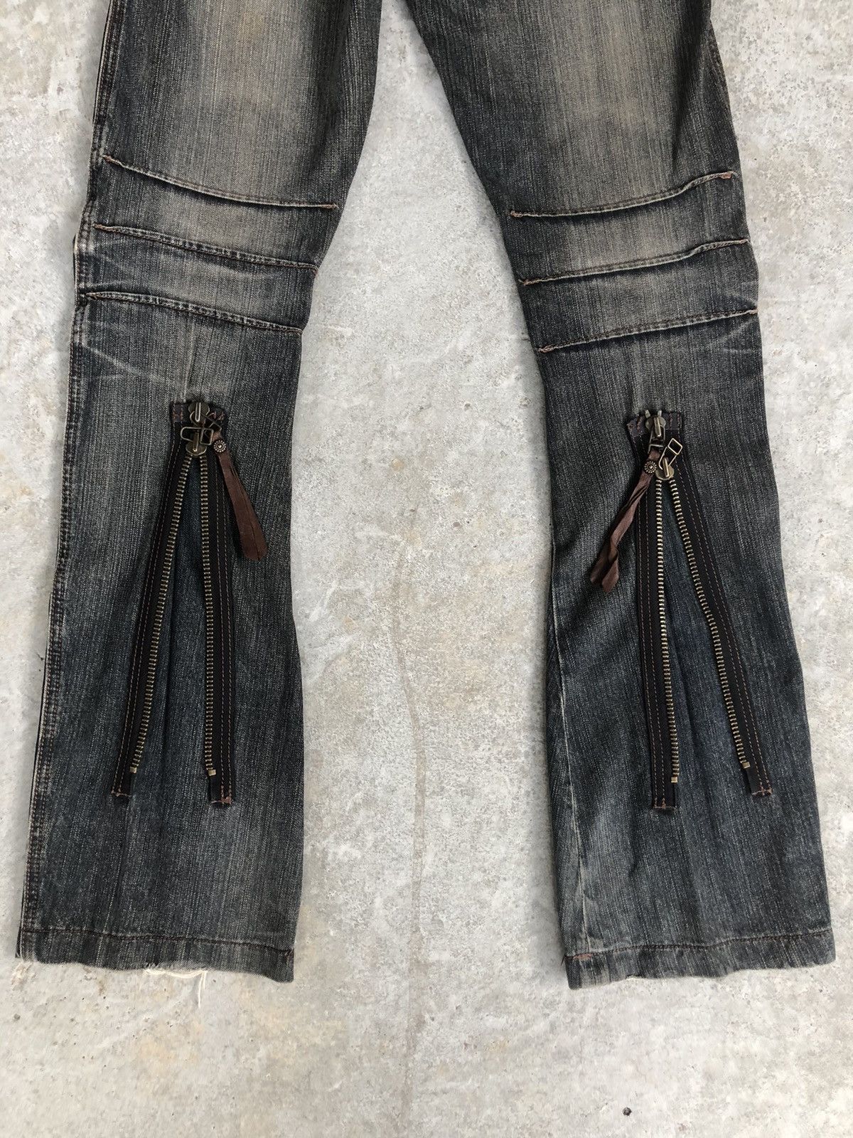 Obelisk Obelisk Flared Jeans Distressed Jeans Cargo Pants Size US 31 - 14 Thumbnail