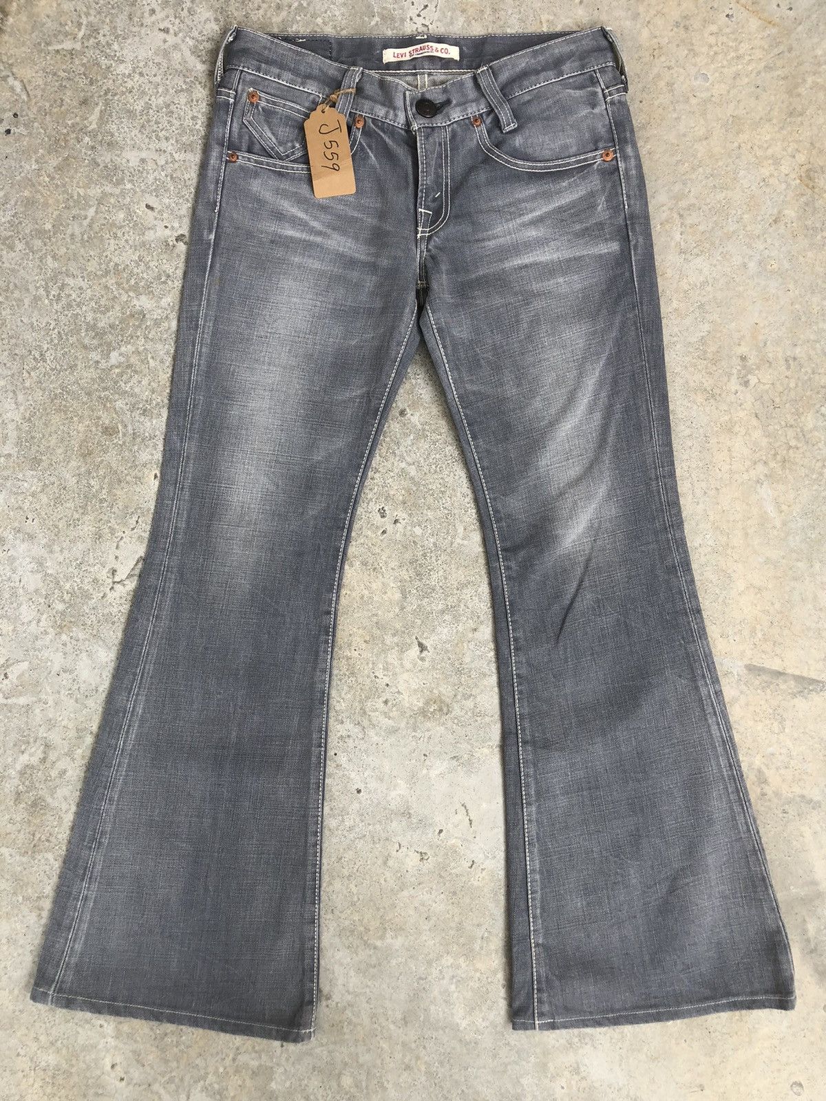 If Six Was Nine Y2k Levi's Flared Jeans Distressed Jeans Size US 31 - 2 Thumbnail