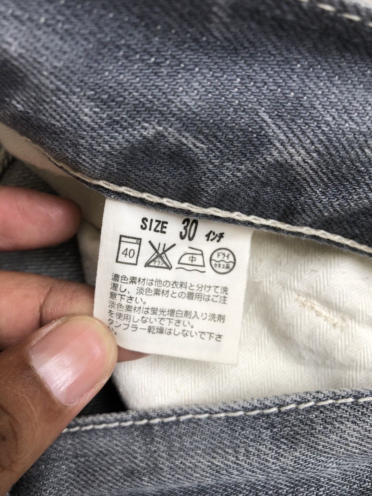 If Six Was Nine Y2k Levi's Flared Jeans Distressed Jeans Size US 31 - 14 Thumbnail
