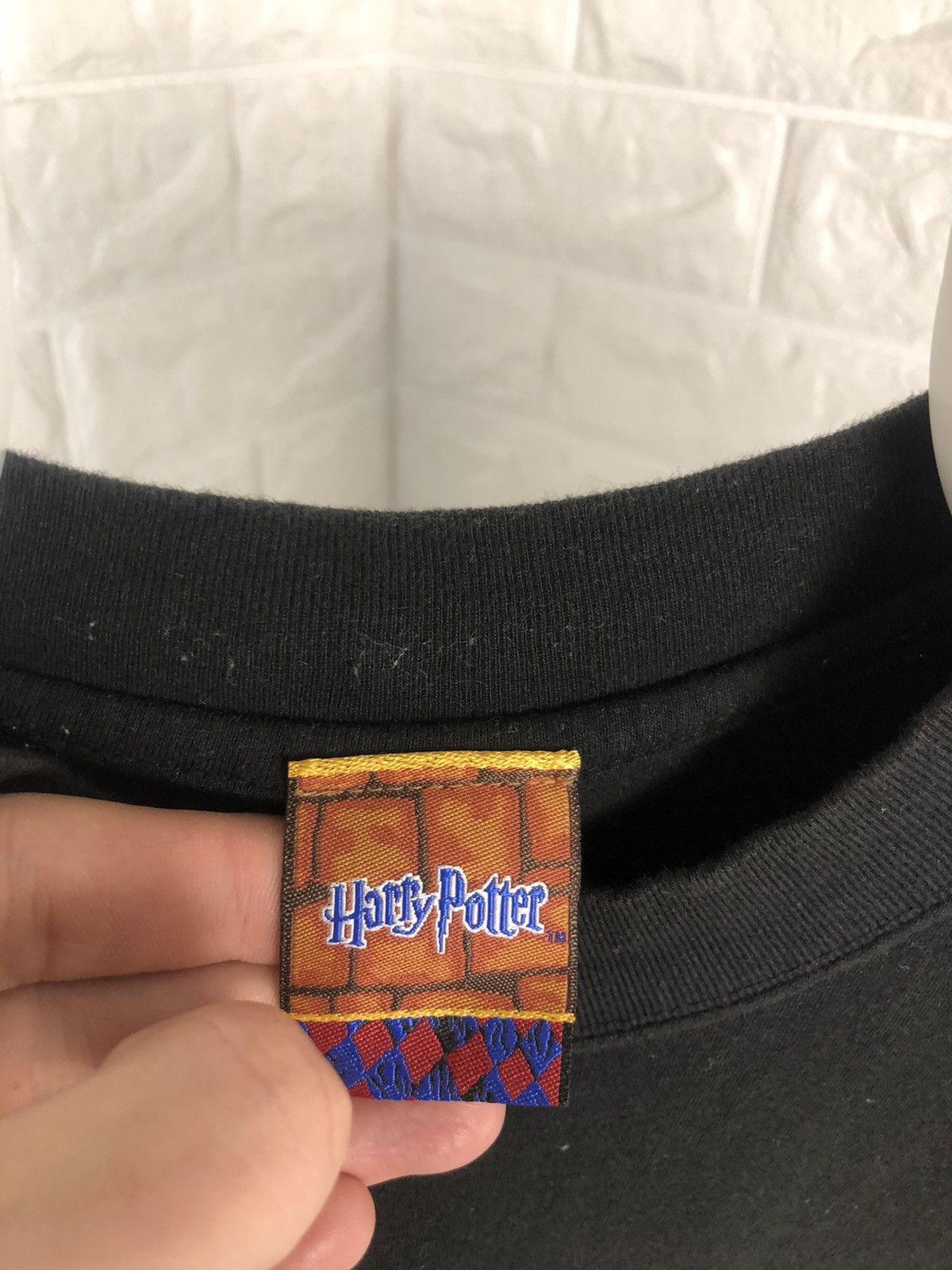 Vintage Vintage 2001 Harry Potter Hogwarts T-shirt Size US M / EU 48-50 / 2 - 5 Thumbnail