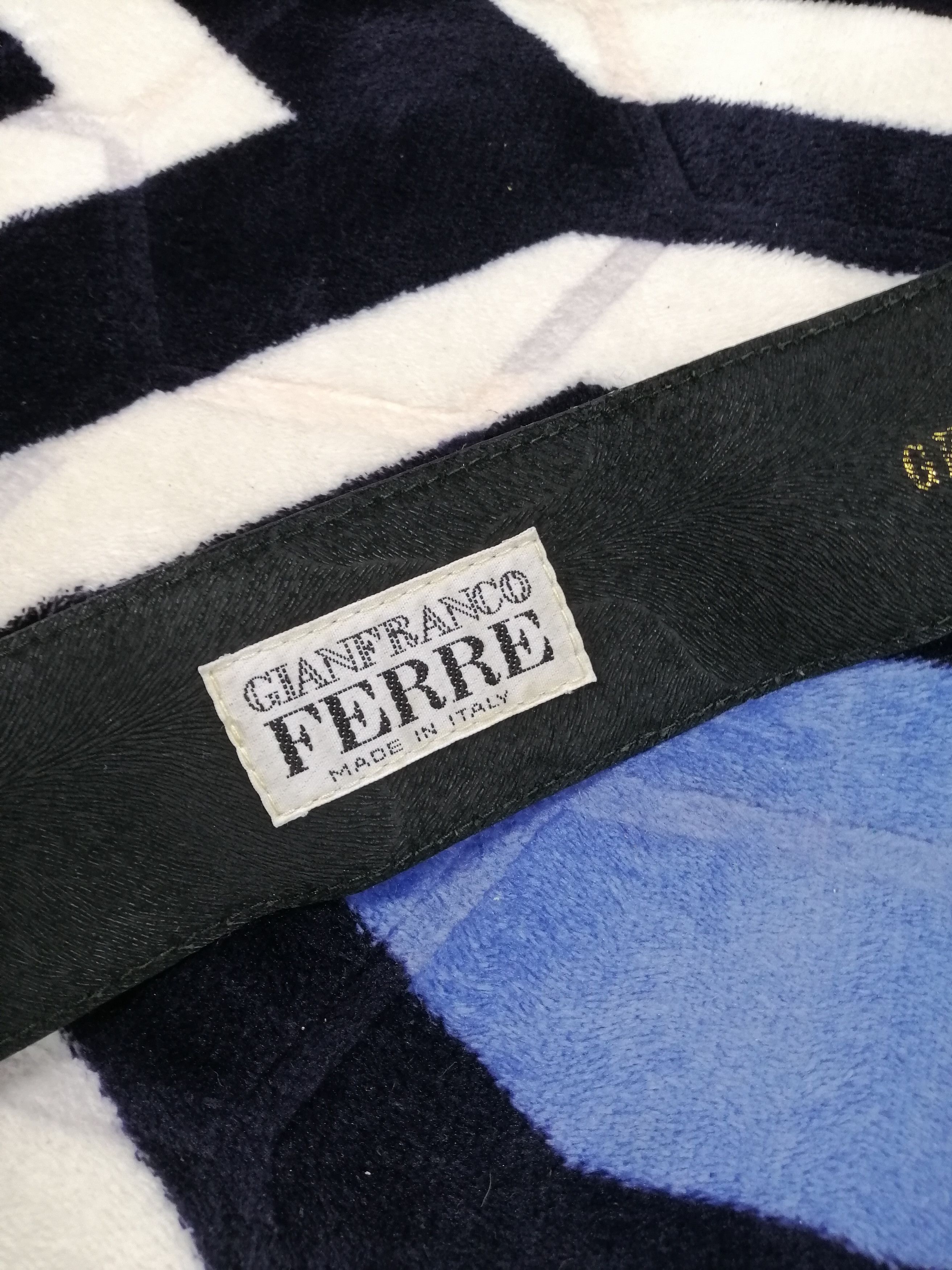 Japanese Brand × Other Gianfranco Ferrre Big Gold Buckle Size ONE SIZE - 3 Thumbnail