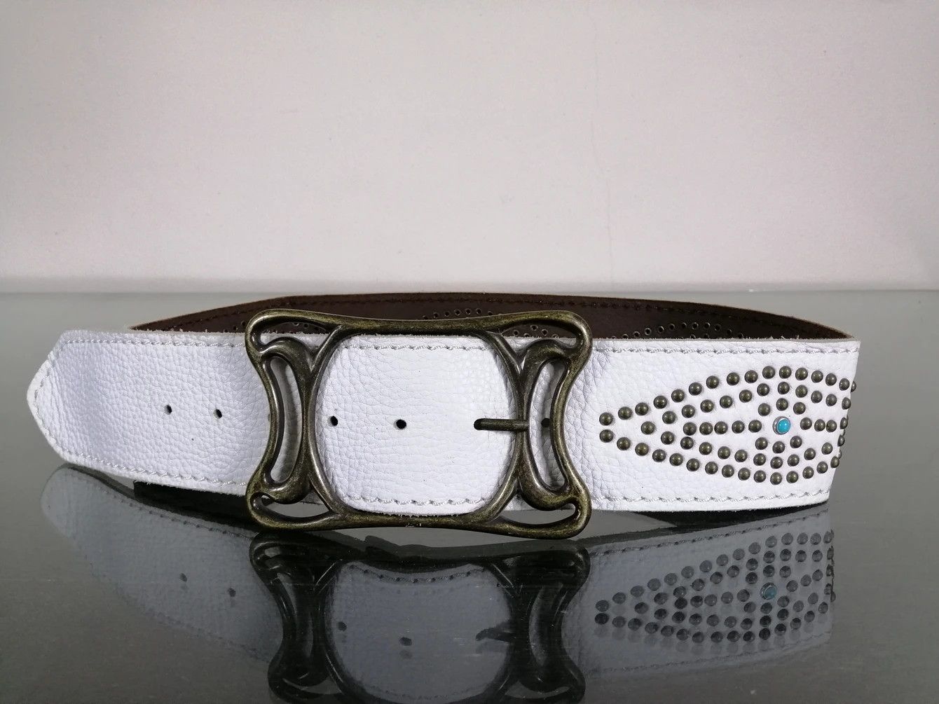 Other Big Buckle White Leather Size ONE SIZE - 1 Thumbnail