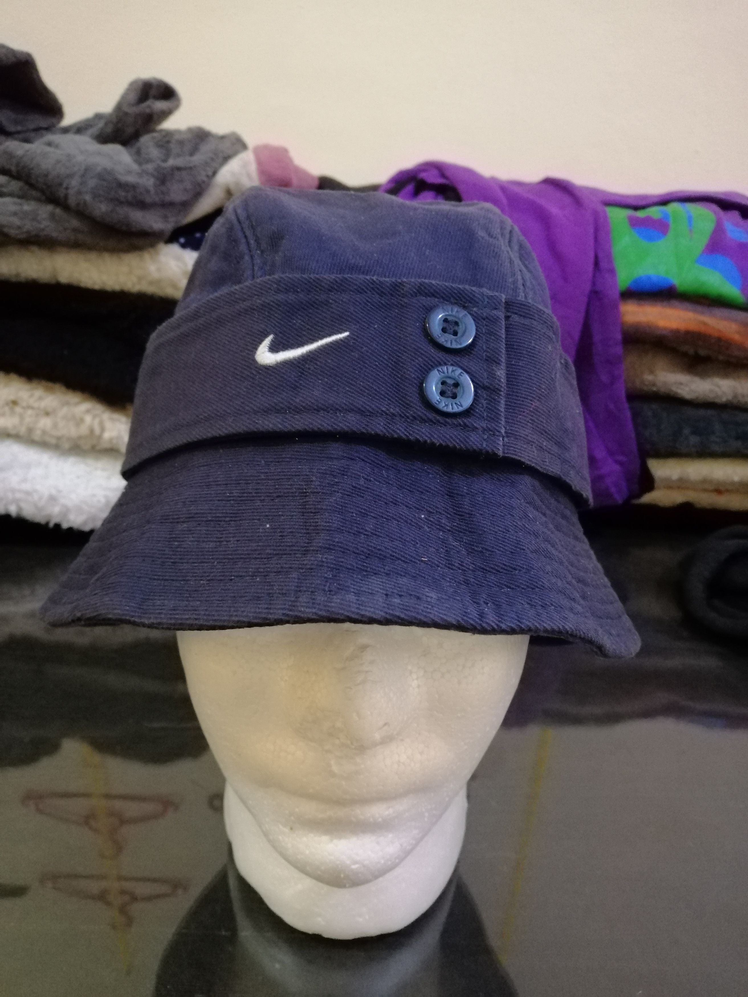 Nike Nike Centre Swoosh 90s Button Stamps Size ONE SIZE - 1 Thumbnail