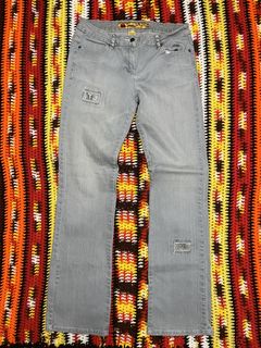 Apple bottom hot sale jeans designer