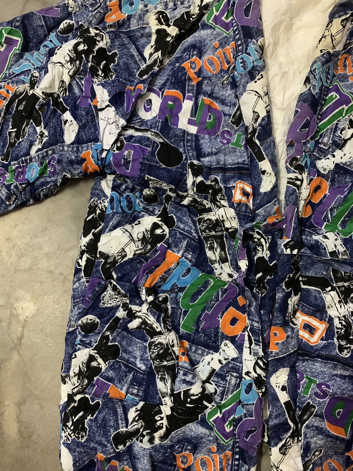 NBA × Vintage Nice Vintage Full Print NBA Cloak Jacket Size US L / EU 52-54 / 3 - 5 Thumbnail