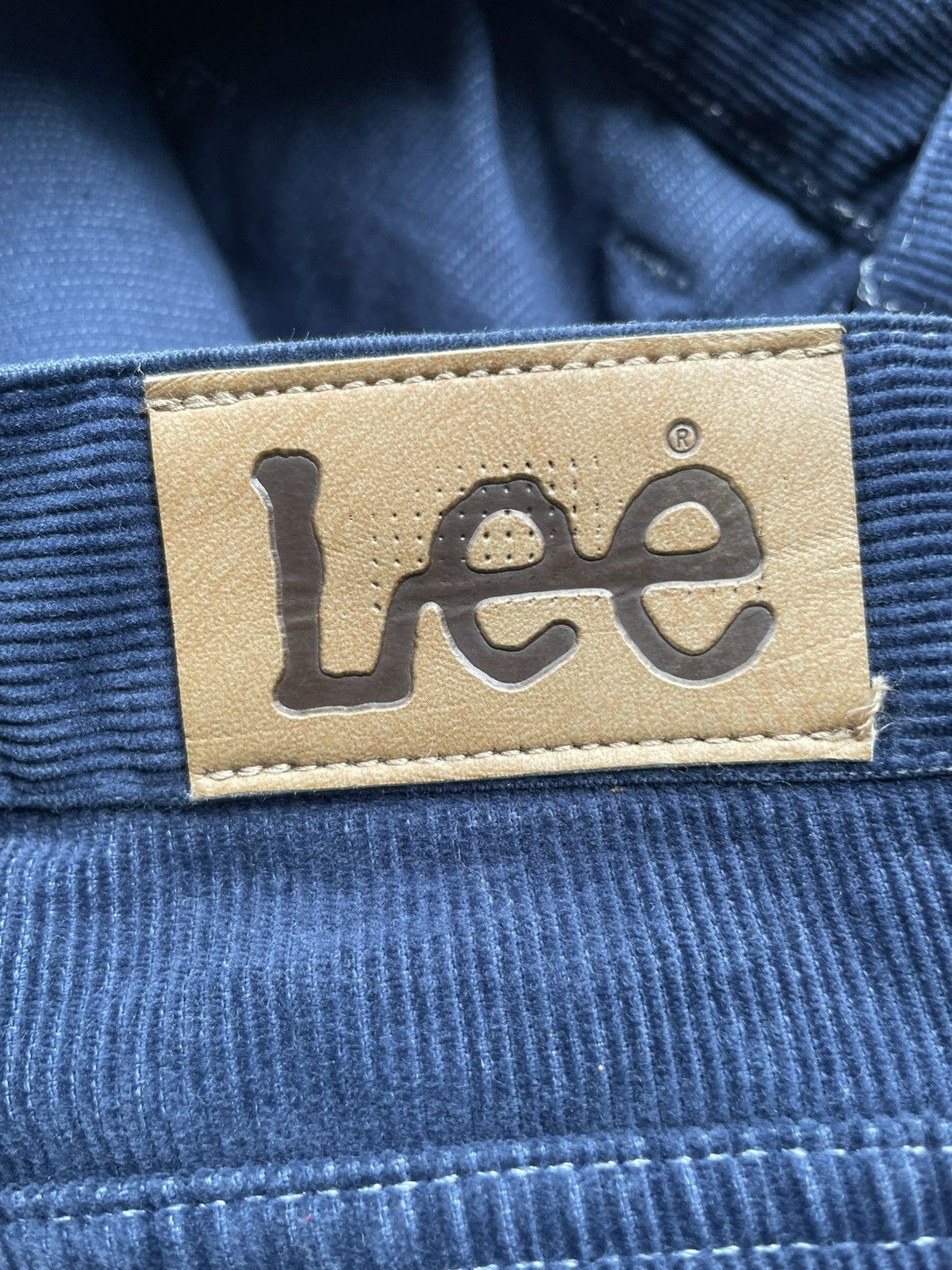 Lee Lady Lee Rider Sanforized Coduroy Bell Bottom Size 28" / US 6 / IT 42 - 8 Thumbnail