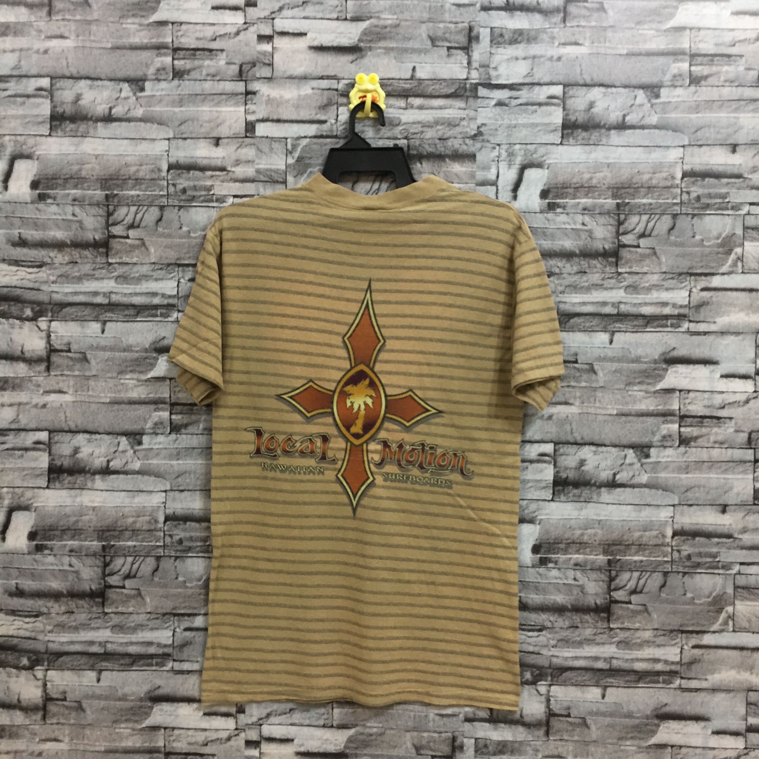 Vintage Vintage Local Motion Hawaiian t shirt surfing size M Size US M / EU 48-50 / 2 - 1 Thumbnail