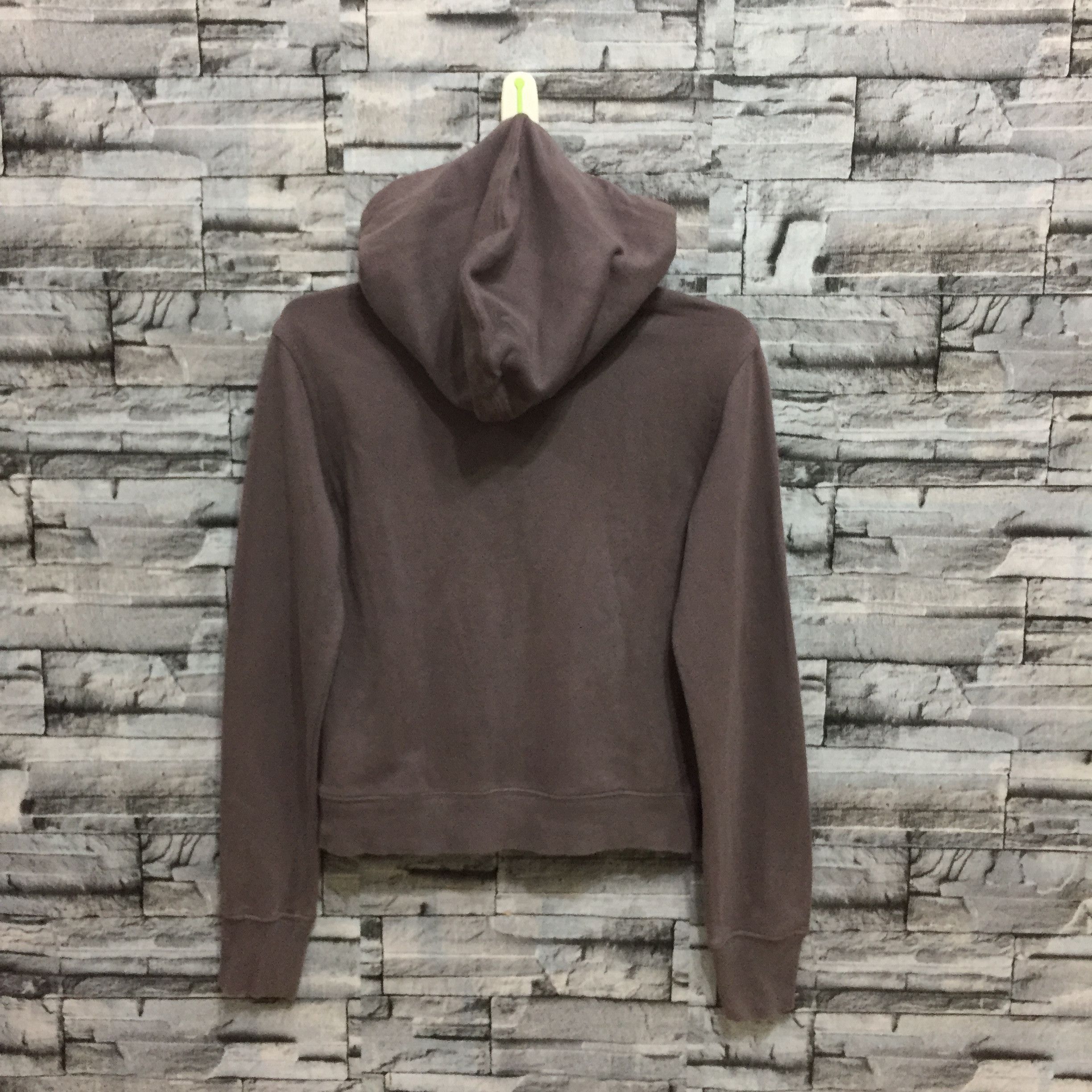 Puma Vintage Puma hoodie spell out streetwear Size US S / EU 44-46 / 1 - 7 Thumbnail