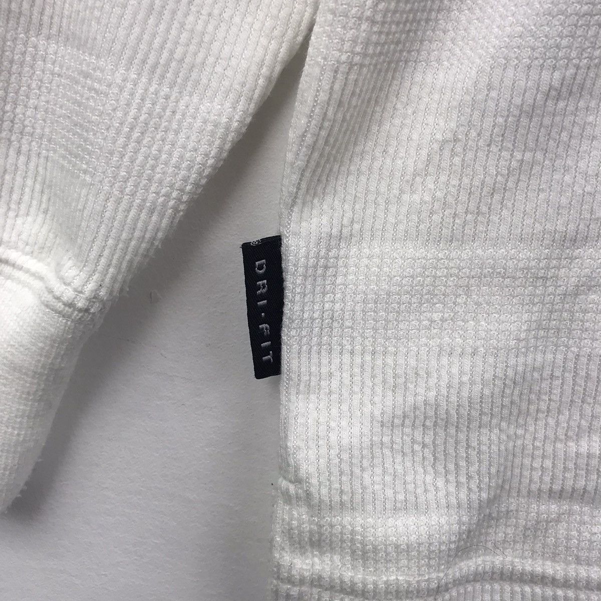 Nike NIKE TIGER WOODS Swoosh Stripes White Long Sleeve T-shirt Size US L / EU 52-54 / 3 - 4 Thumbnail