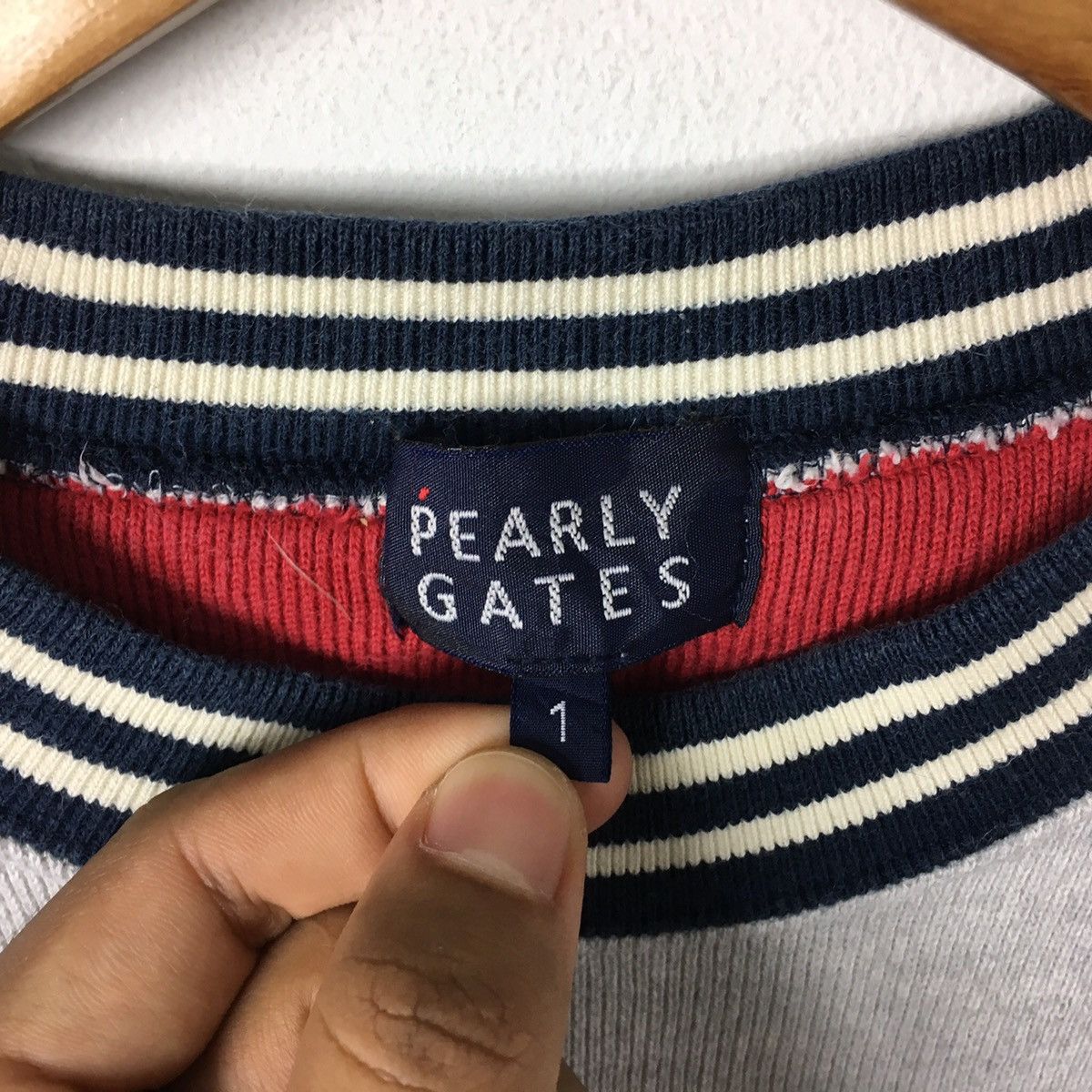 Vintage PEARLY GATES Embroidered Sportswear Sport Grey Sweatshirt Size US S / EU 44-46 / 1 - 3 Thumbnail
