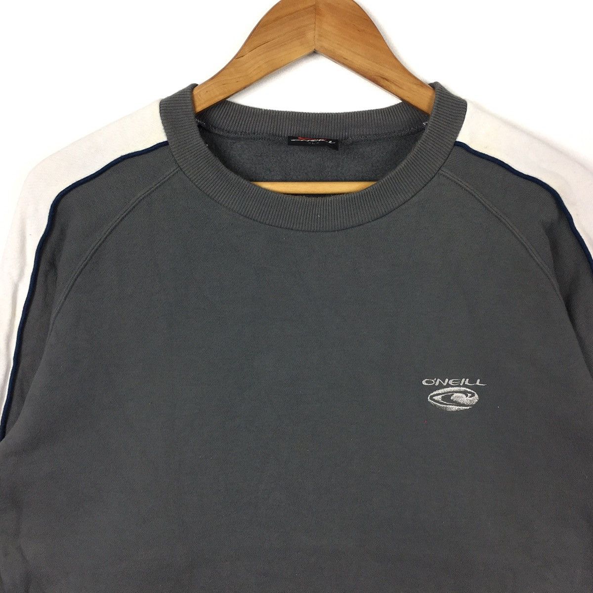 Vintage Vintage O’NEIL Embroidered Hawaii Beach Surf Grey Sweatshirt Size US L / EU 52-54 / 3 - 2 Thumbnail