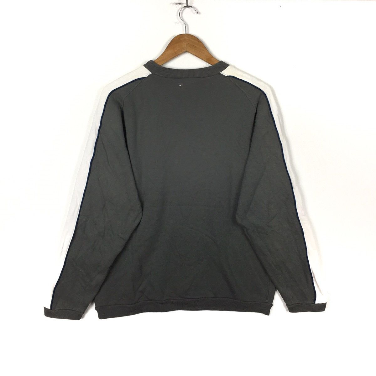Vintage Vintage O’NEIL Embroidered Hawaii Beach Surf Grey Sweatshirt Size US L / EU 52-54 / 3 - 4 Thumbnail