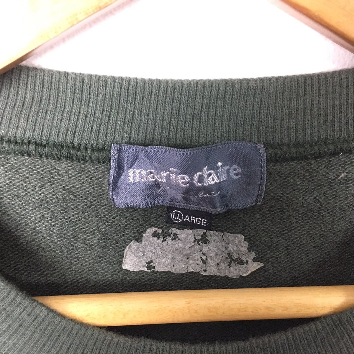 Vintage MARIE CLAIRE Pour Homme Embroidered Spell Out Sweatshirt Size US L / EU 52-54 / 3 - 3 Thumbnail