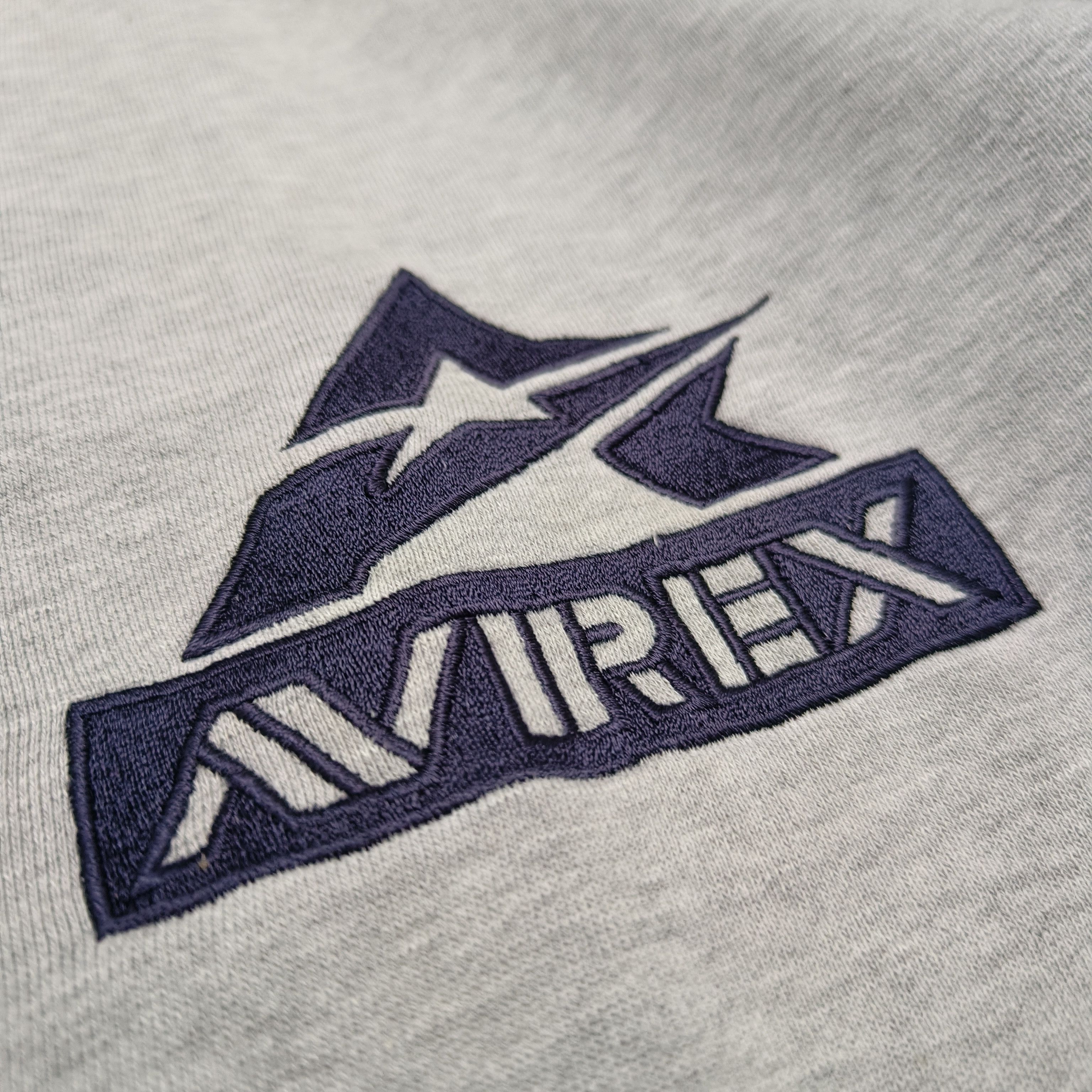Avirex Vintage Avirex USA Varsity HIP HOP RAP Crewneck Sweatshirt Size US XL / EU 56 / 4 - 7 Thumbnail