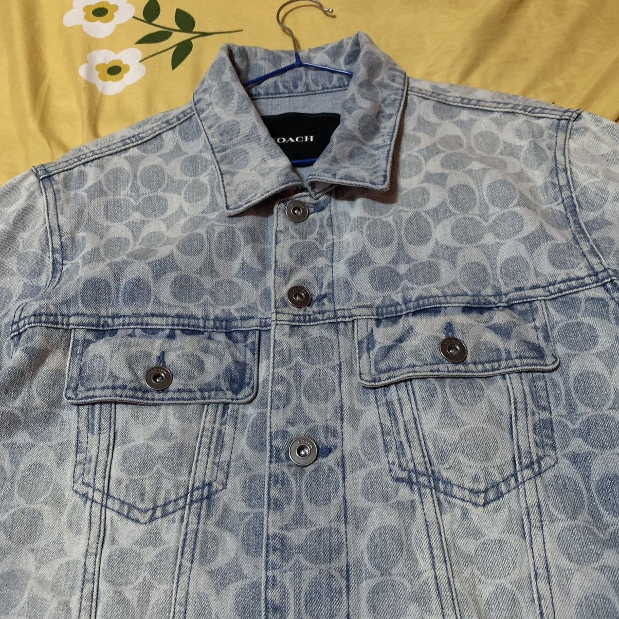 Coach COACH SINGNATURE MONOGRAM LOGO DENIM JACKET Size US M / EU 48-50 / 2 - 10 Thumbnail