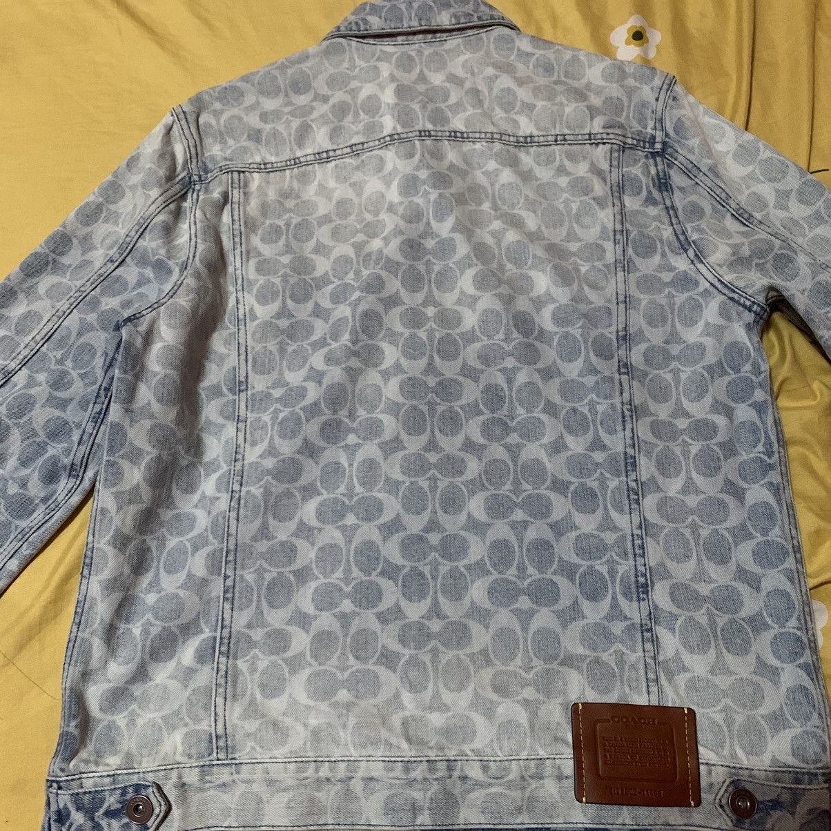 Coach COACH SINGNATURE MONOGRAM LOGO DENIM JACKET Size US M / EU 48-50 / 2 - 12 Thumbnail