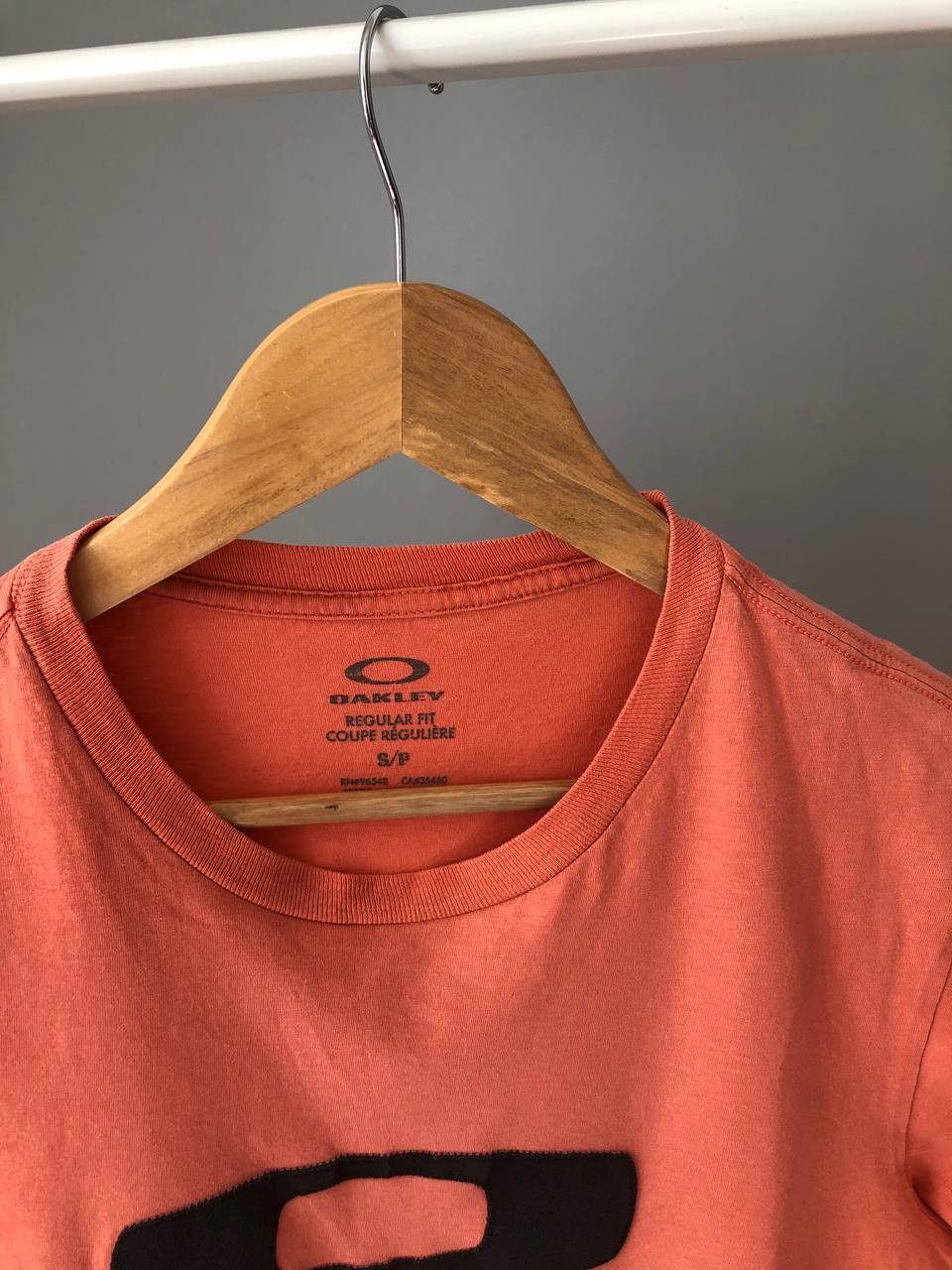 Oakley × Vintage Vintage Oakley Embroidery Center T-shirt big logo Size US S / EU 44-46 / 1 - 4 Thumbnail